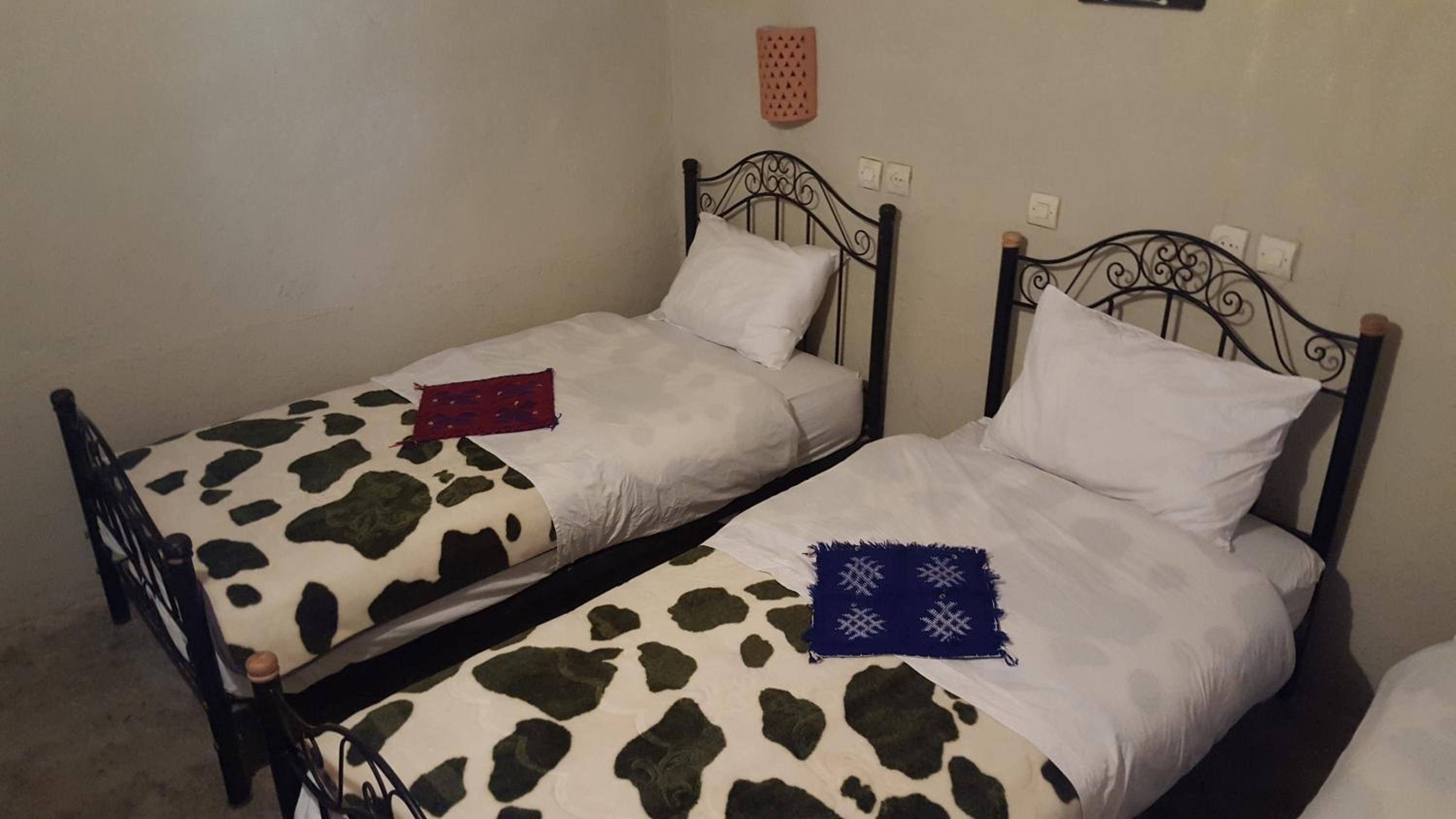 Triple Room with Private Bathroom - Photo 16