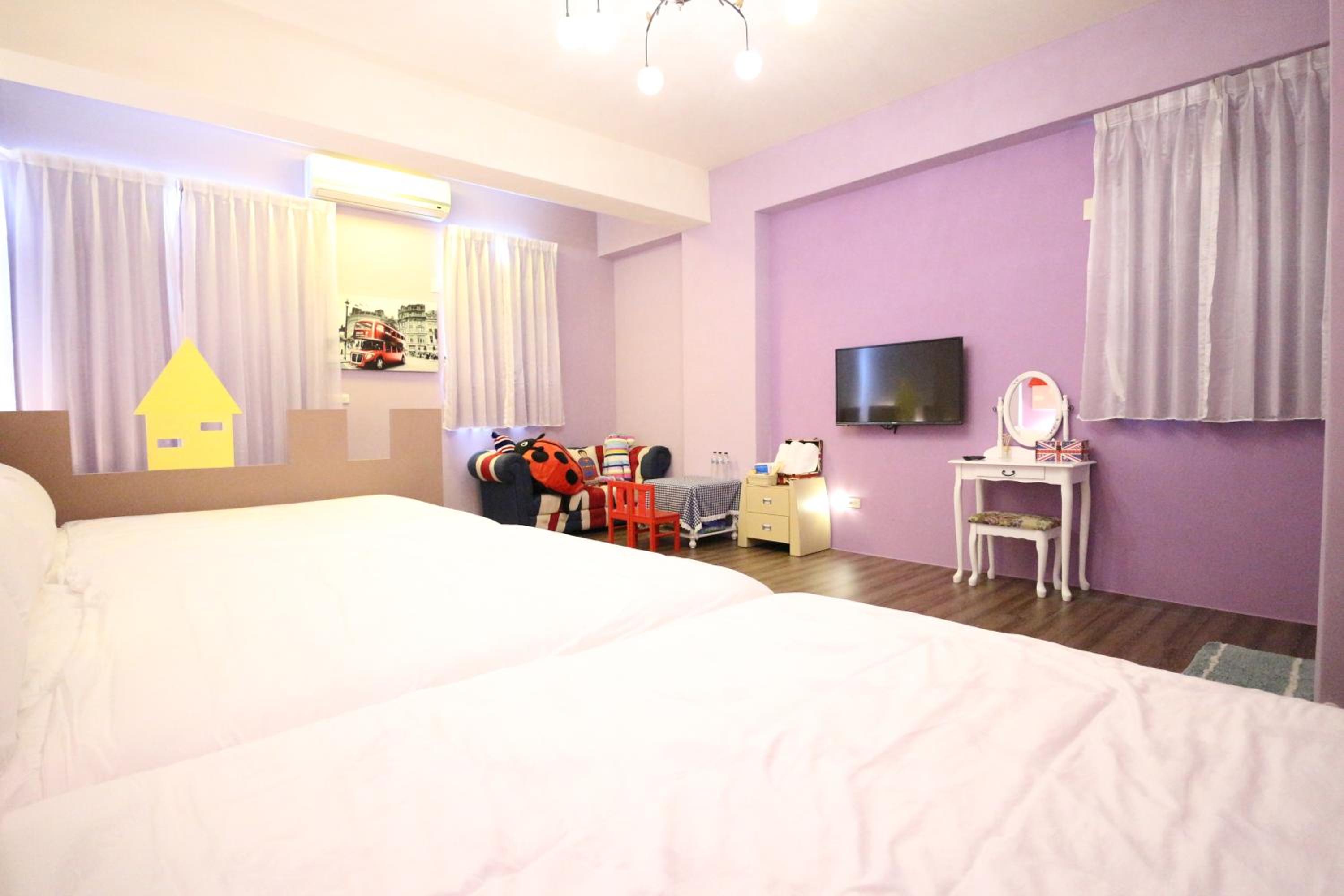 Family Suite with Balcony photo 3