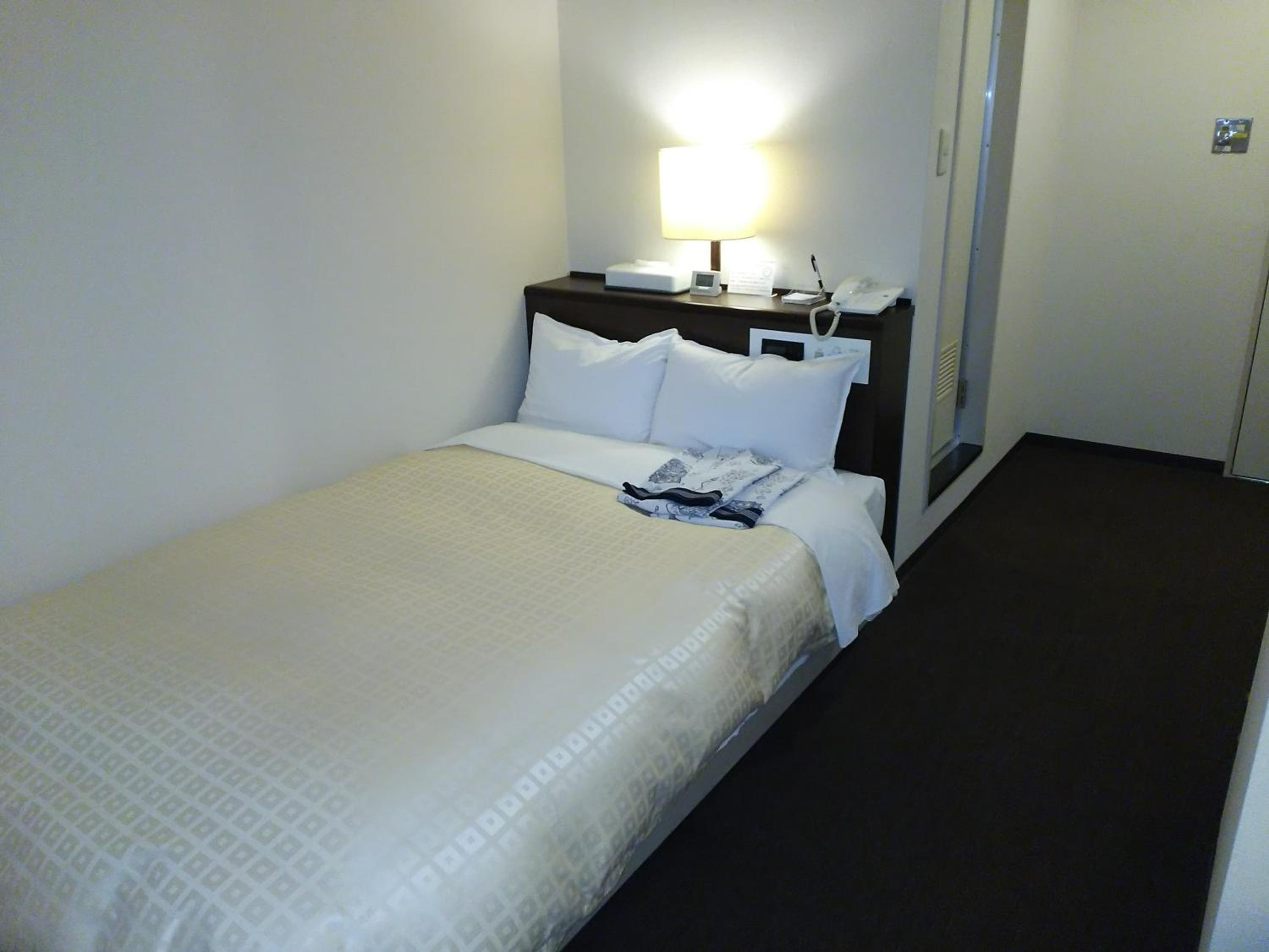 Double Room with Small Double Bed - Non-Smoking photo 1