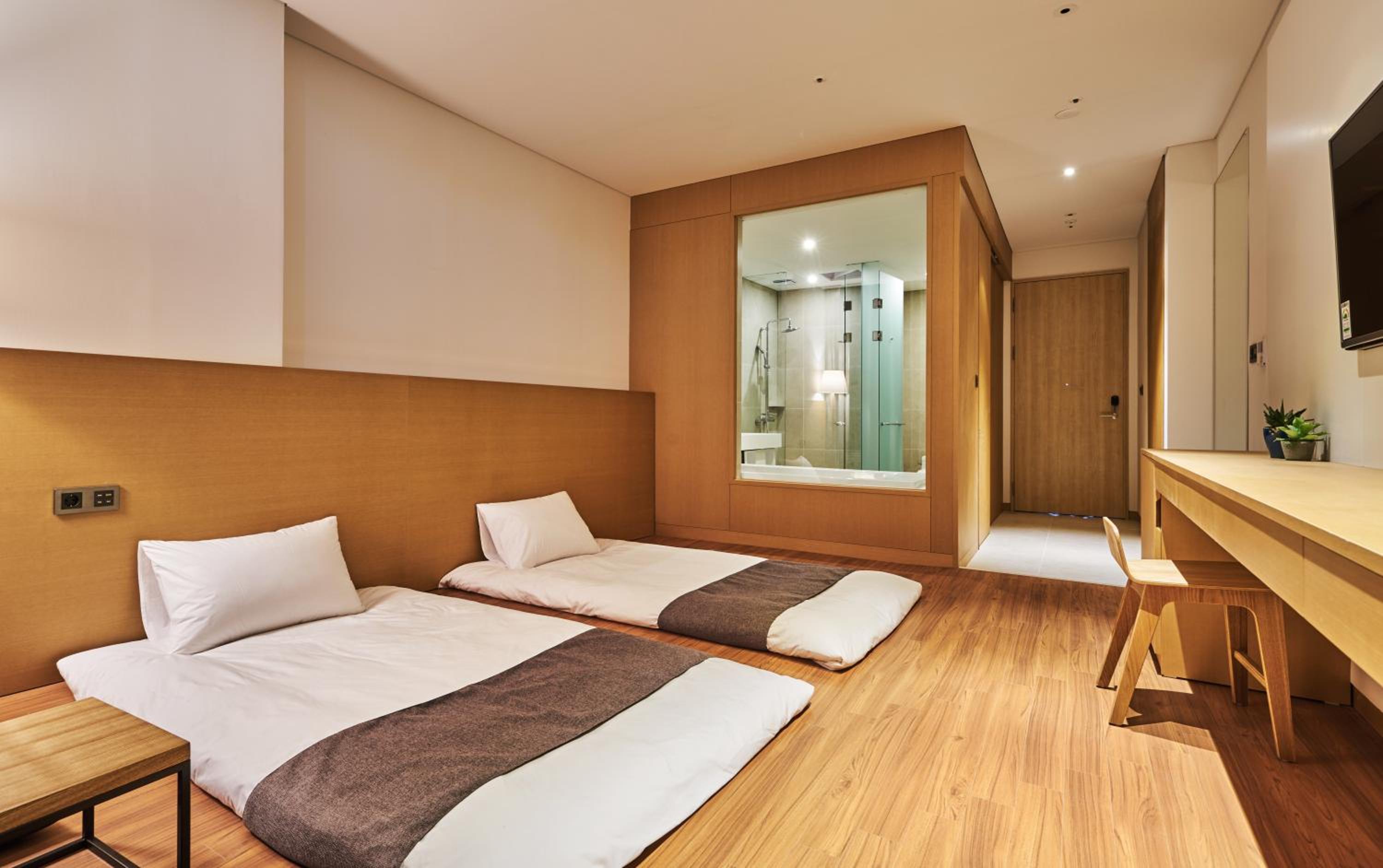 Standard Korean-Style Ondol Room - Lobby Floor photo 2
