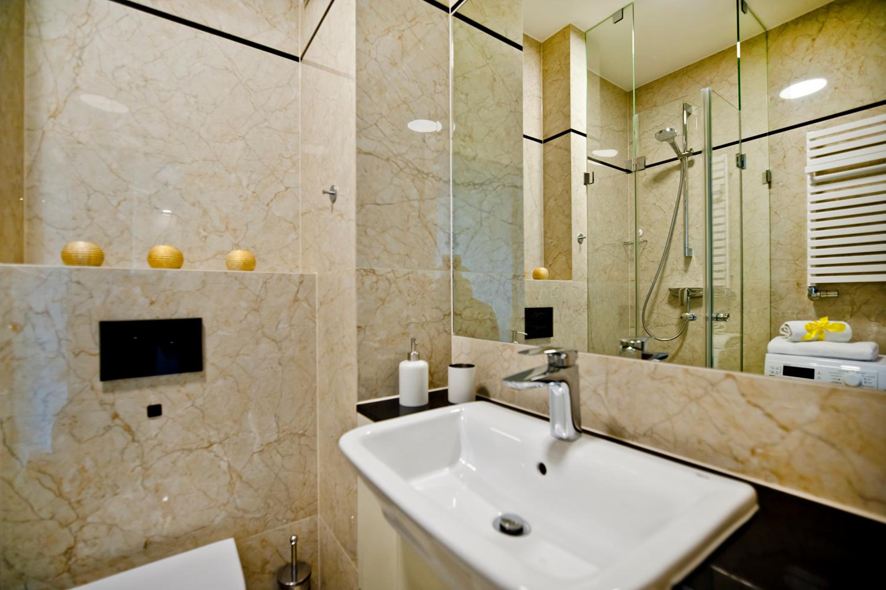 One-Bedroom Apartment with Sea View - 24/A15  Abrahama Street  photo 2