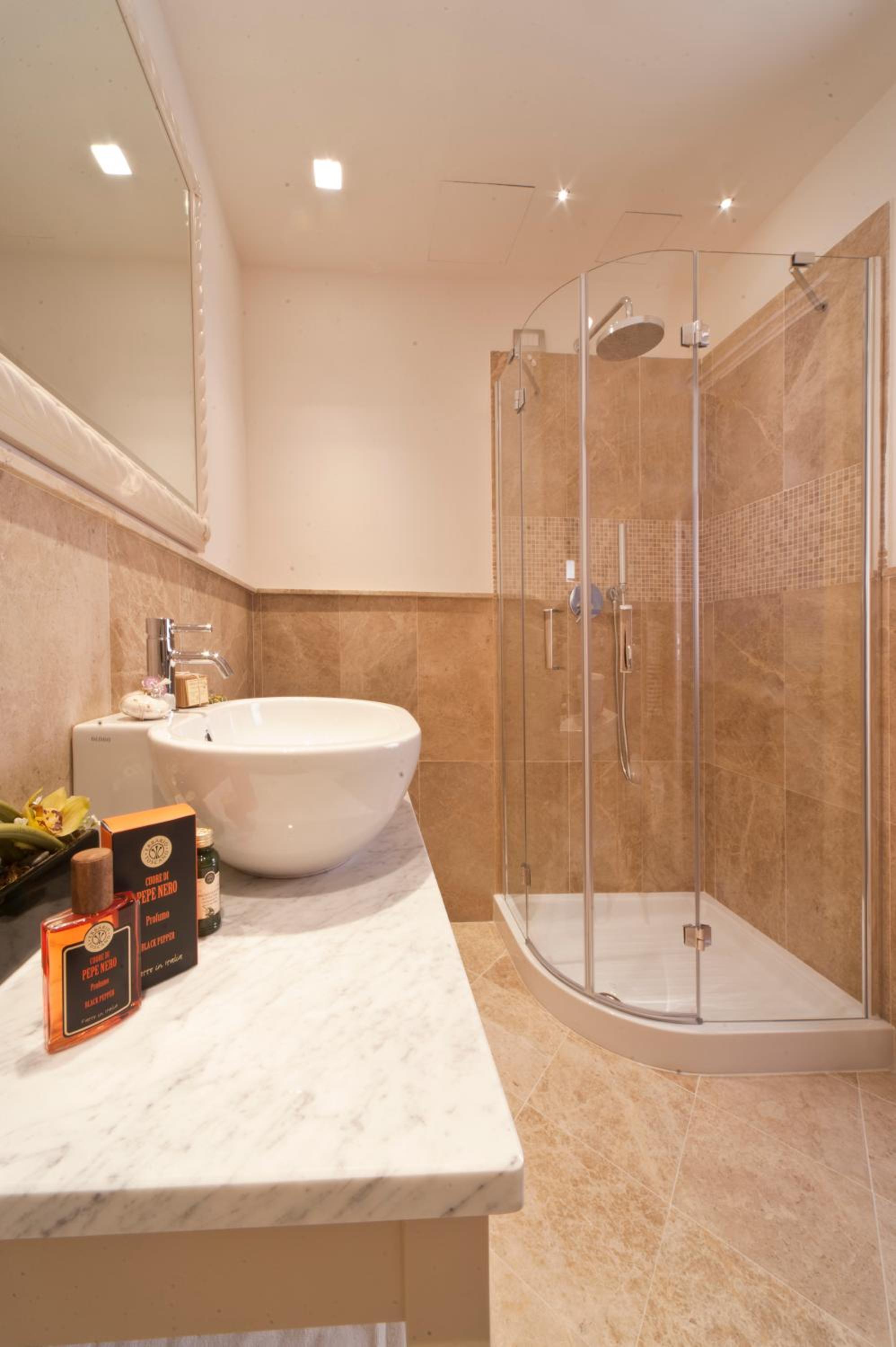 Double Room with Private Garden photo 3
