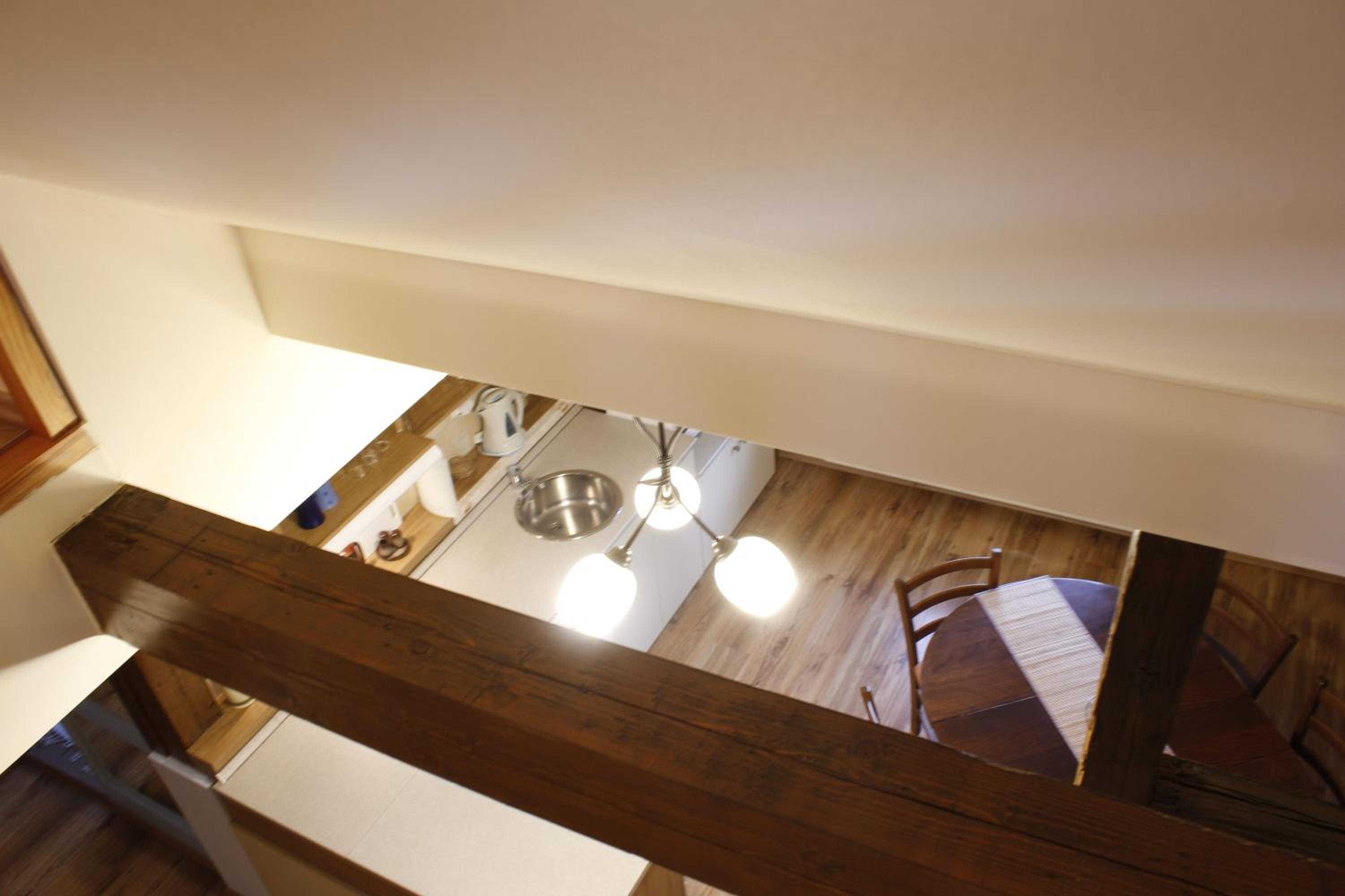 Apartment - Split Level photo 2
