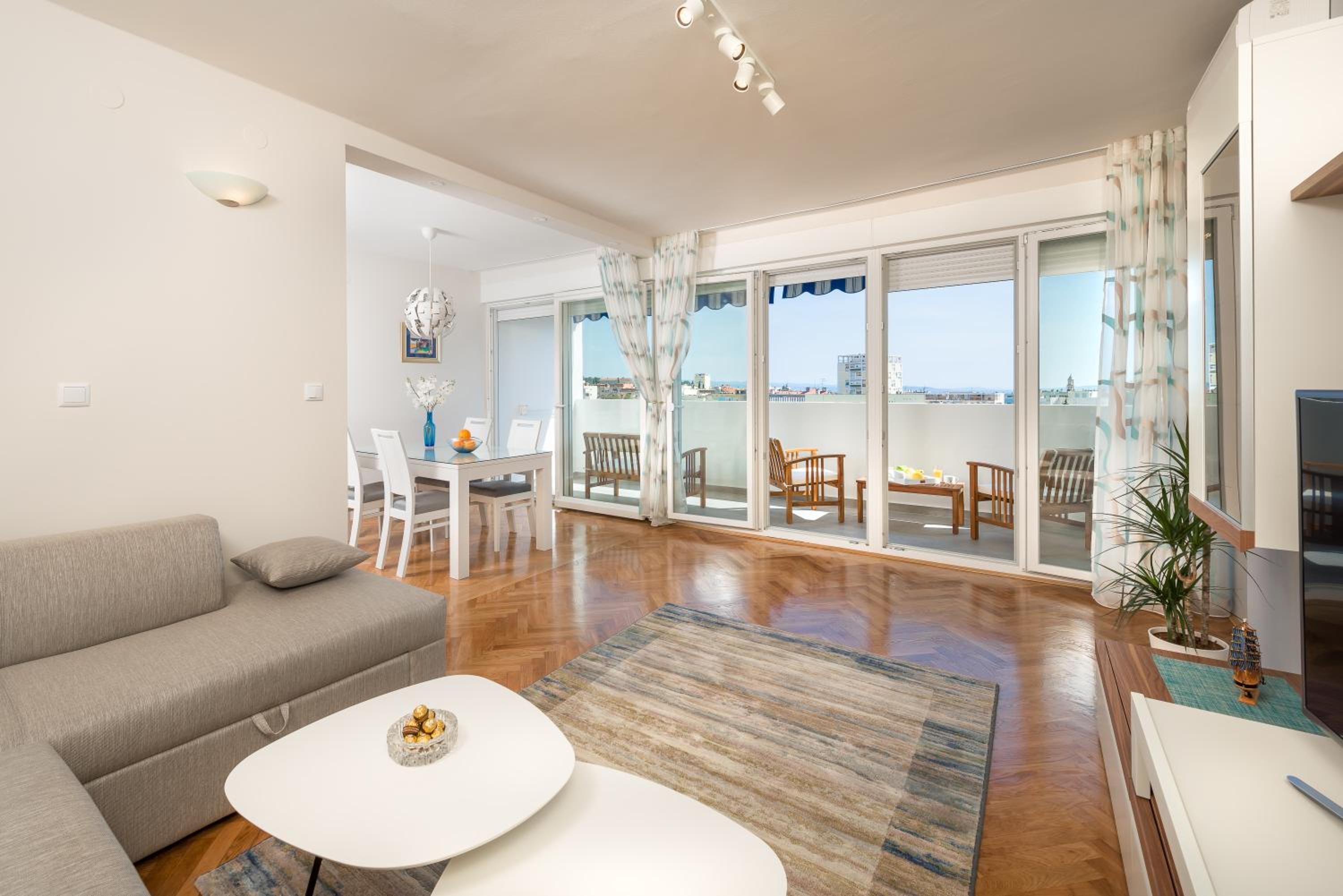 Apartment with Balcony