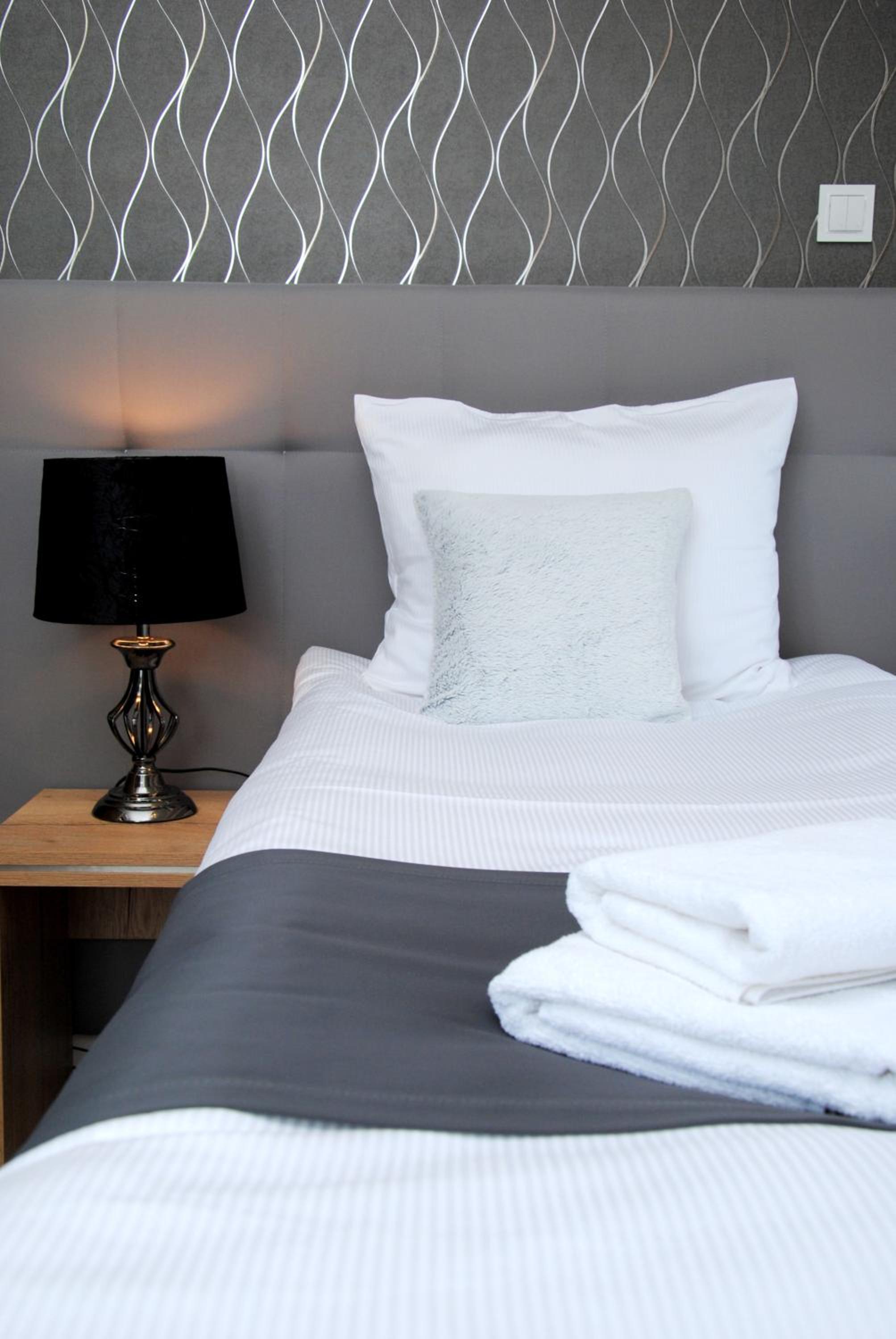 Double or Twin Room with Bathroom photo 1