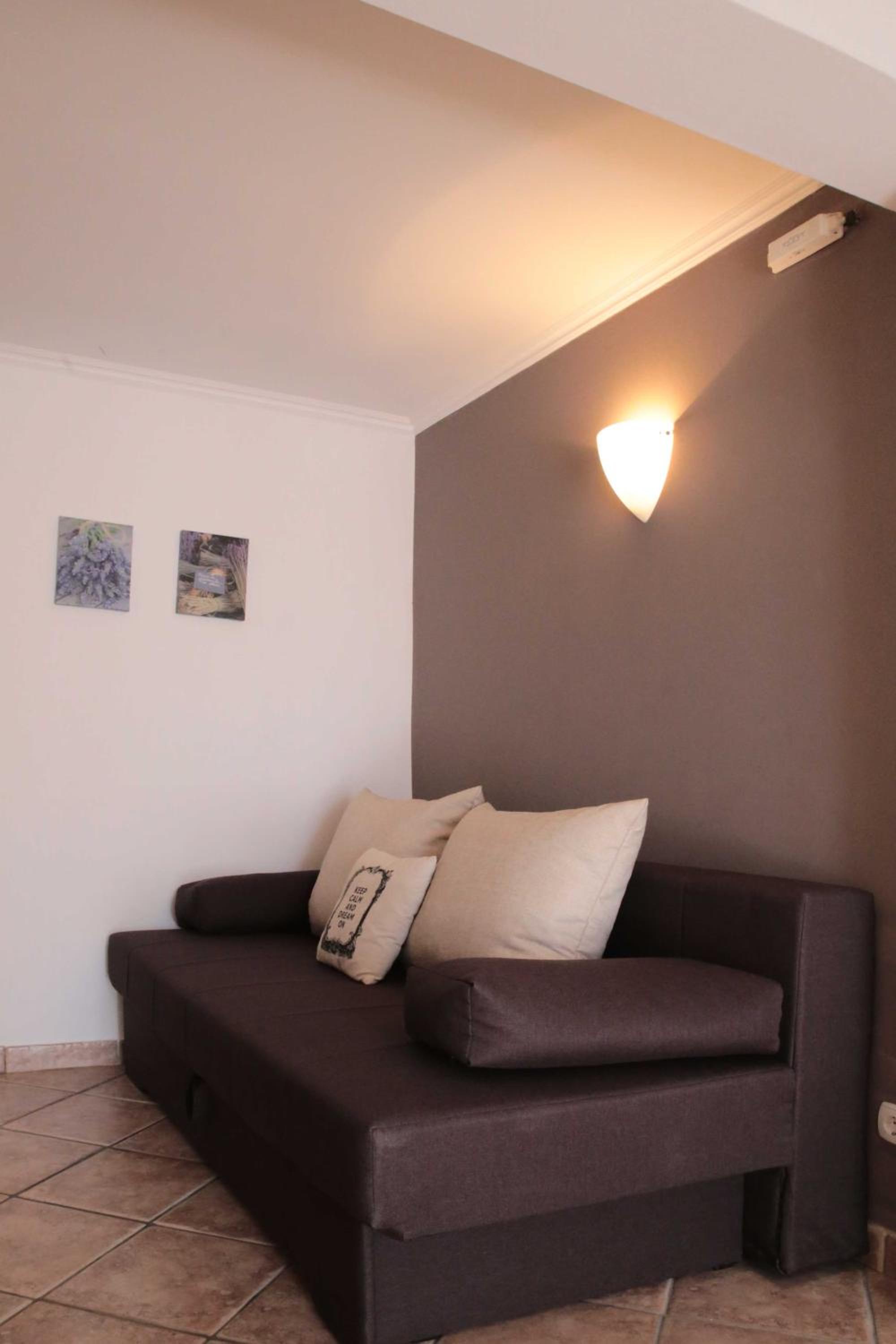 Apartment - Ground Floor photo 2