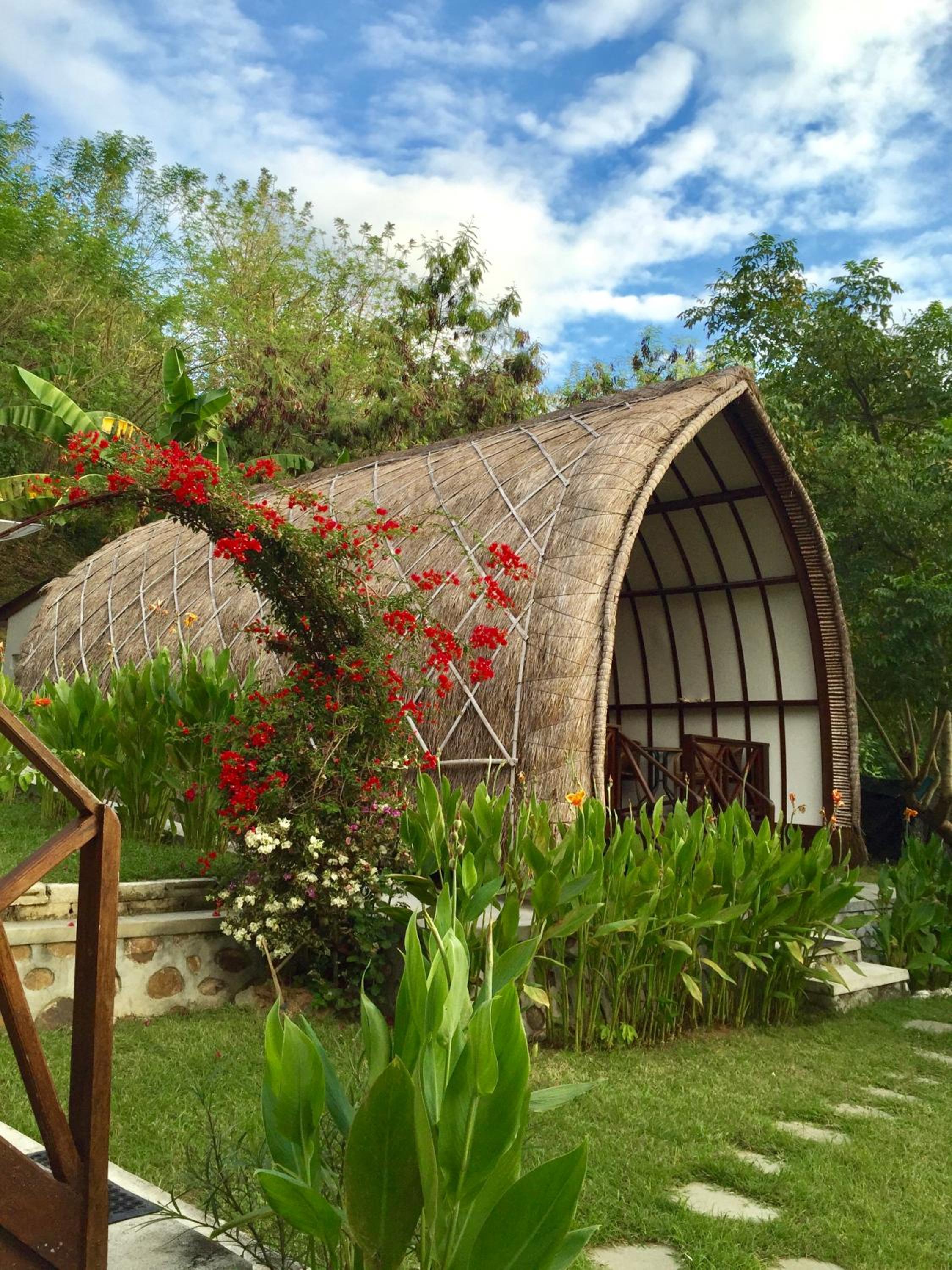 Bungalow with Garden View - Photo 4