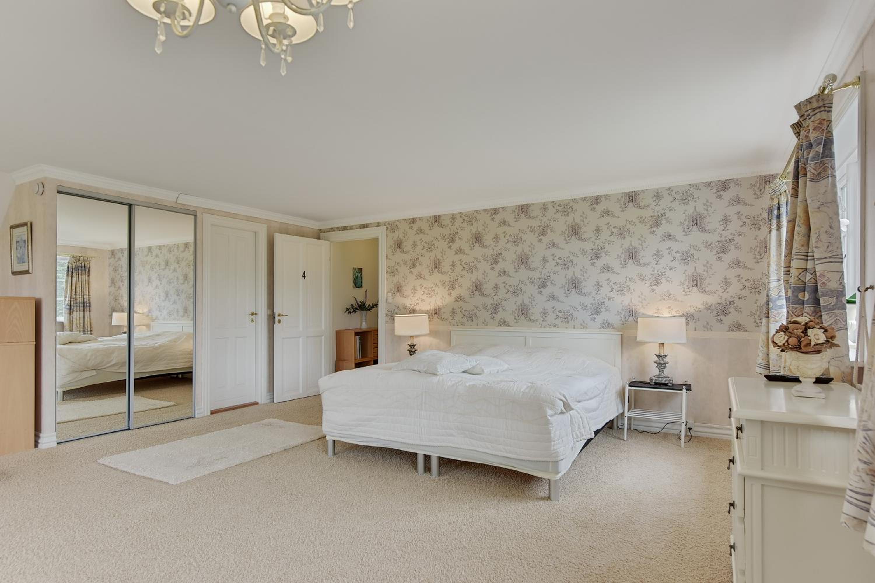 Deluxe Double Room photo 3