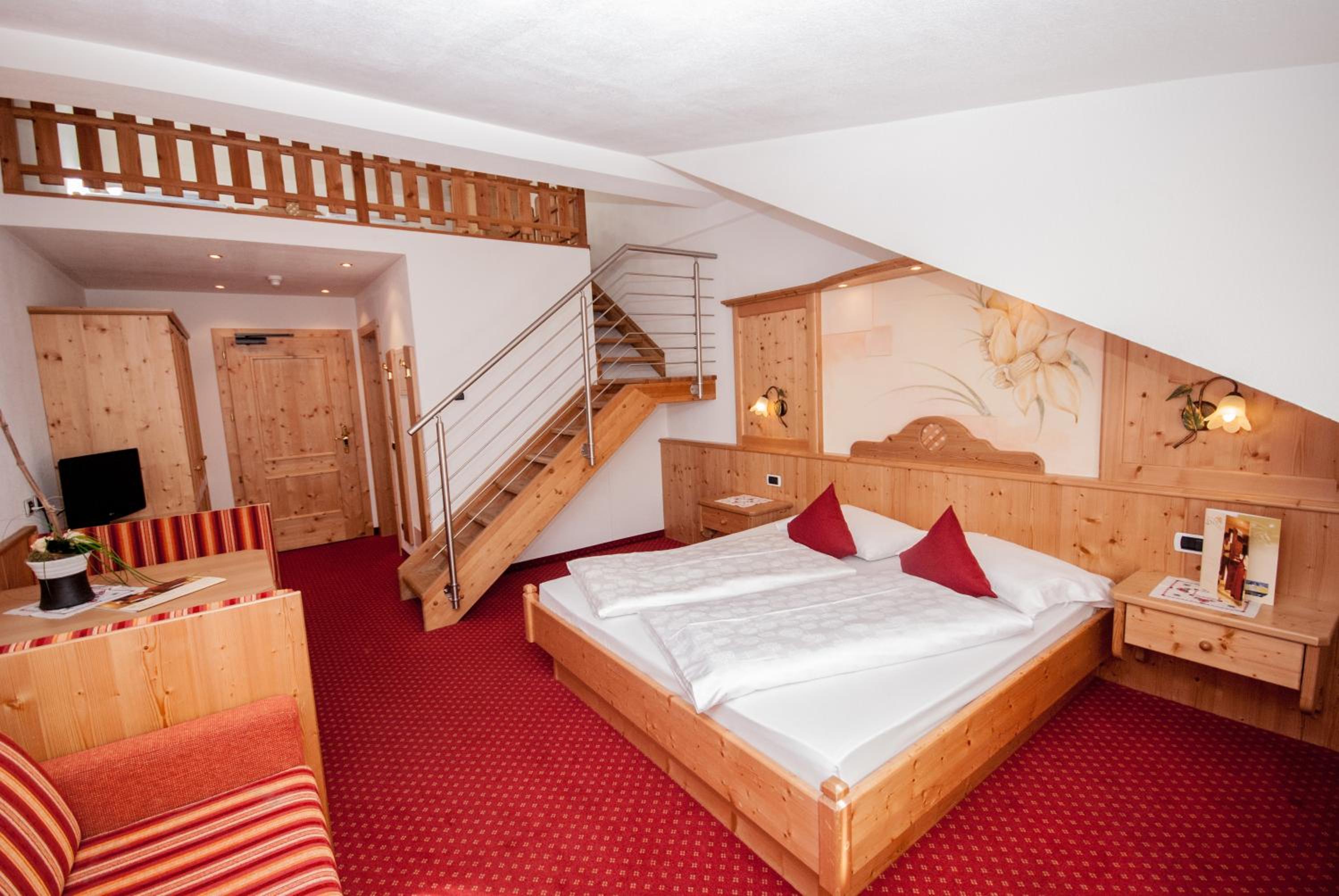 Double or Twin Room - Photo 8