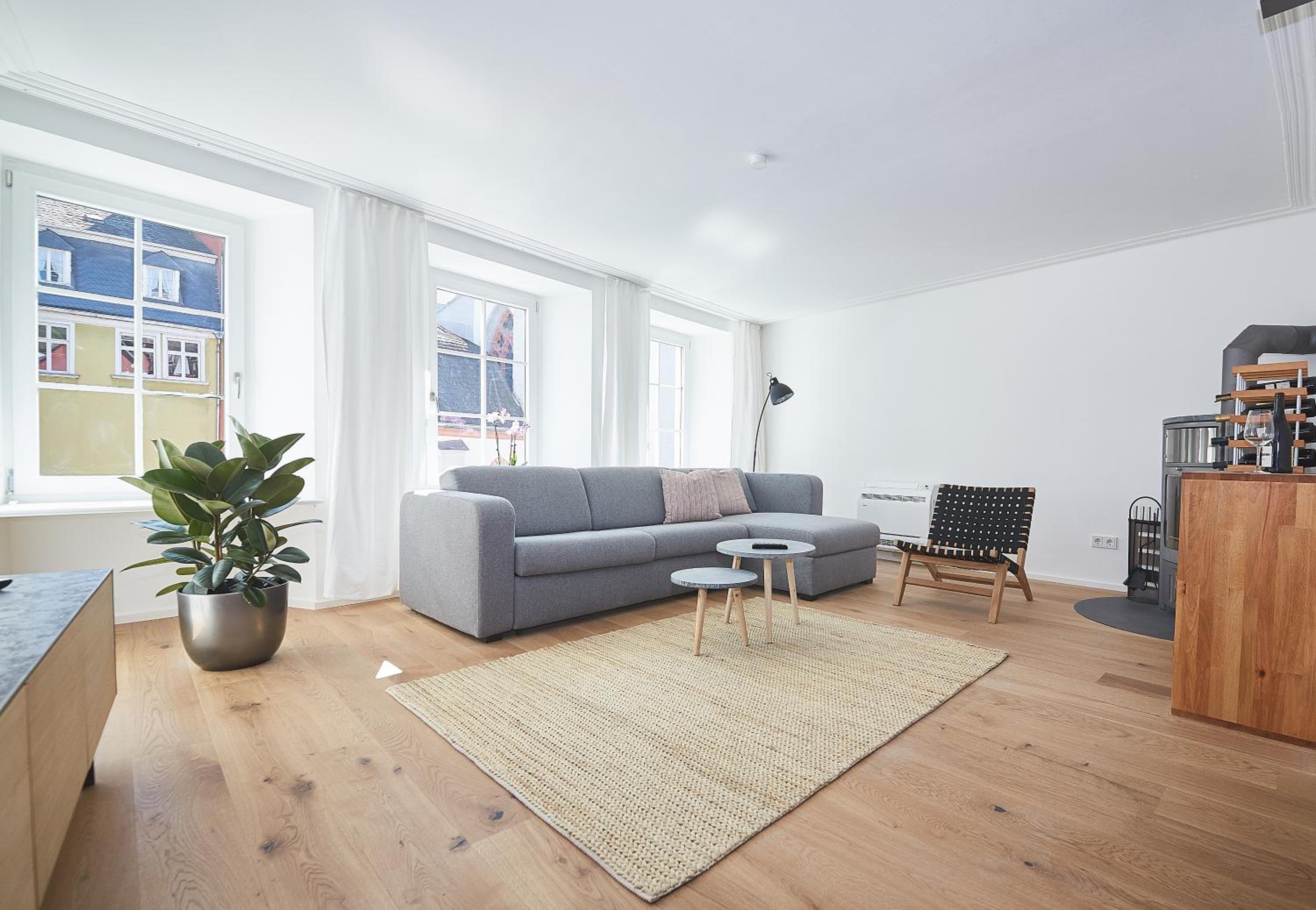 One-Bedroom Apartment Number 1