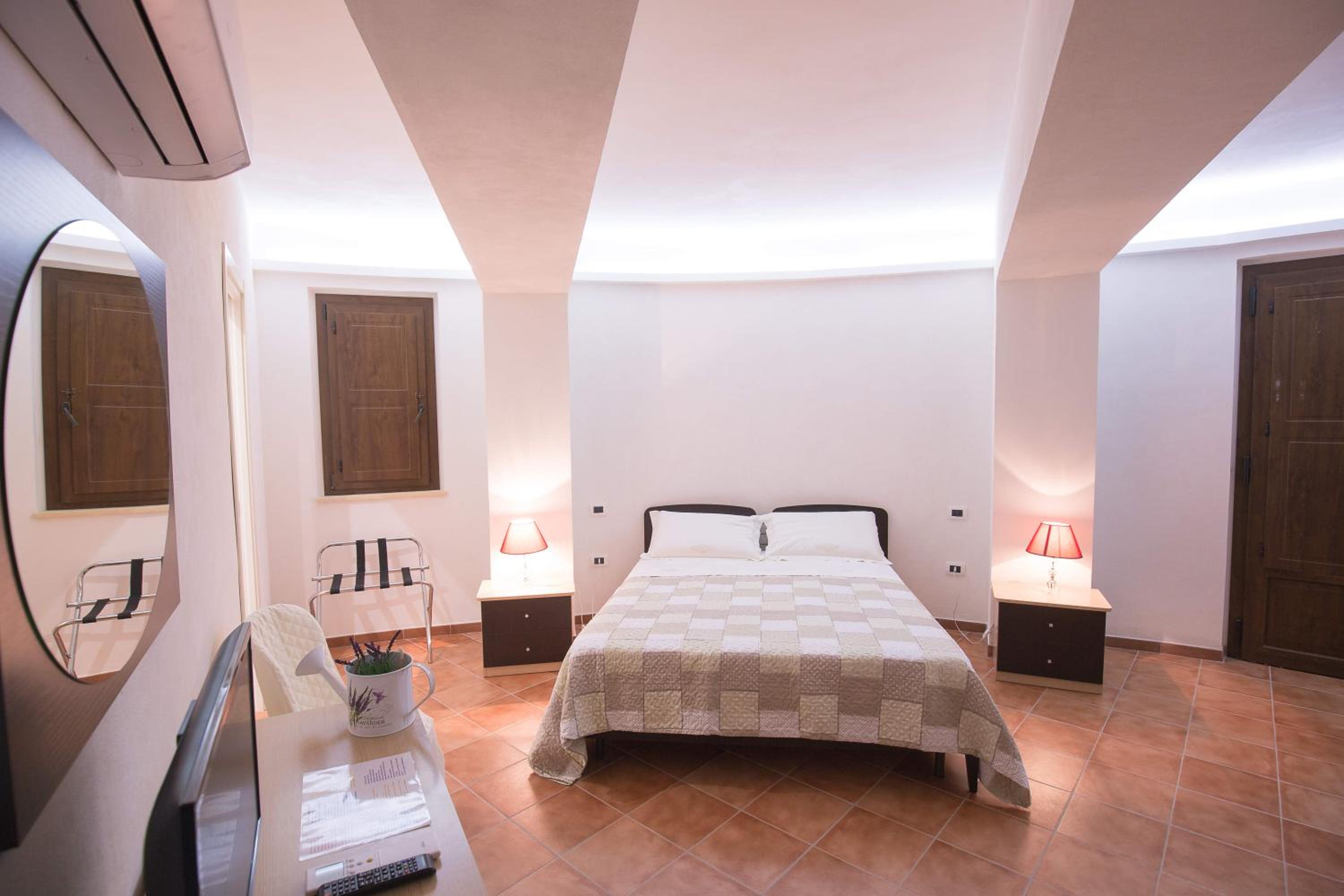 Superior Triple Room photo 2