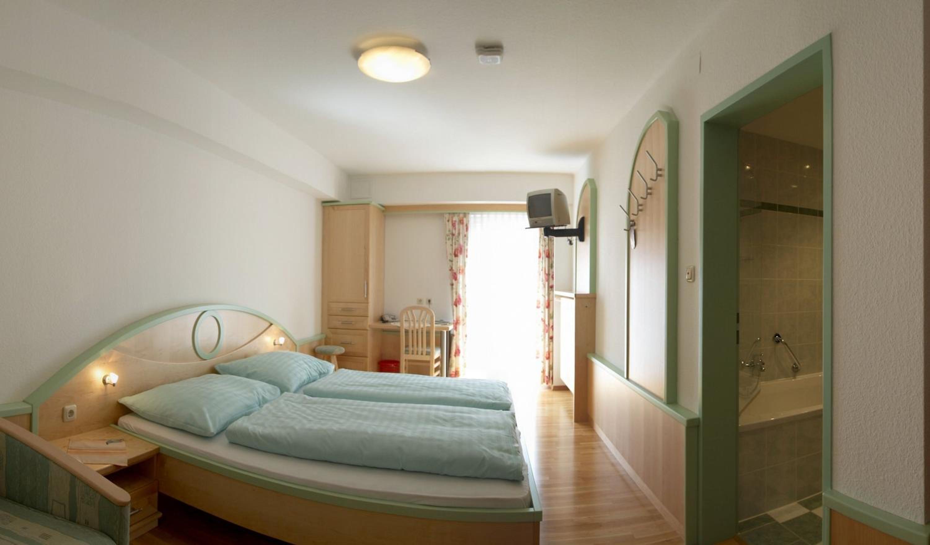 Standard Double Room photo 1