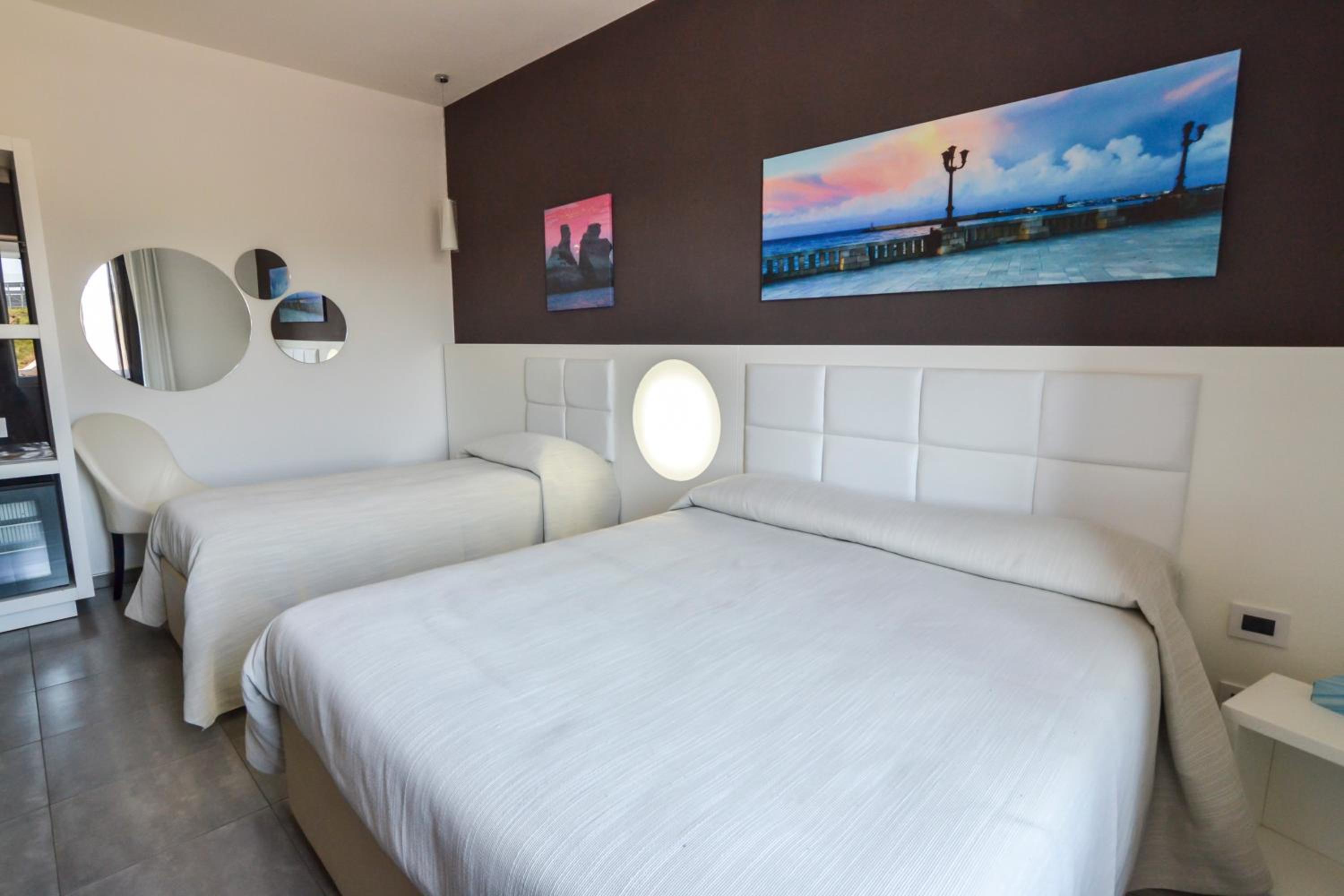 Triple Room - Photo 9