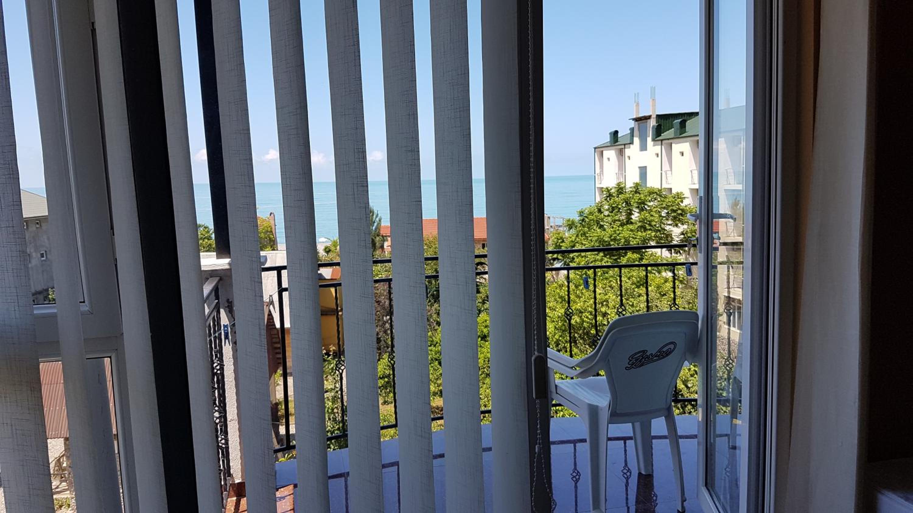 Family Room with Sea View photo 3