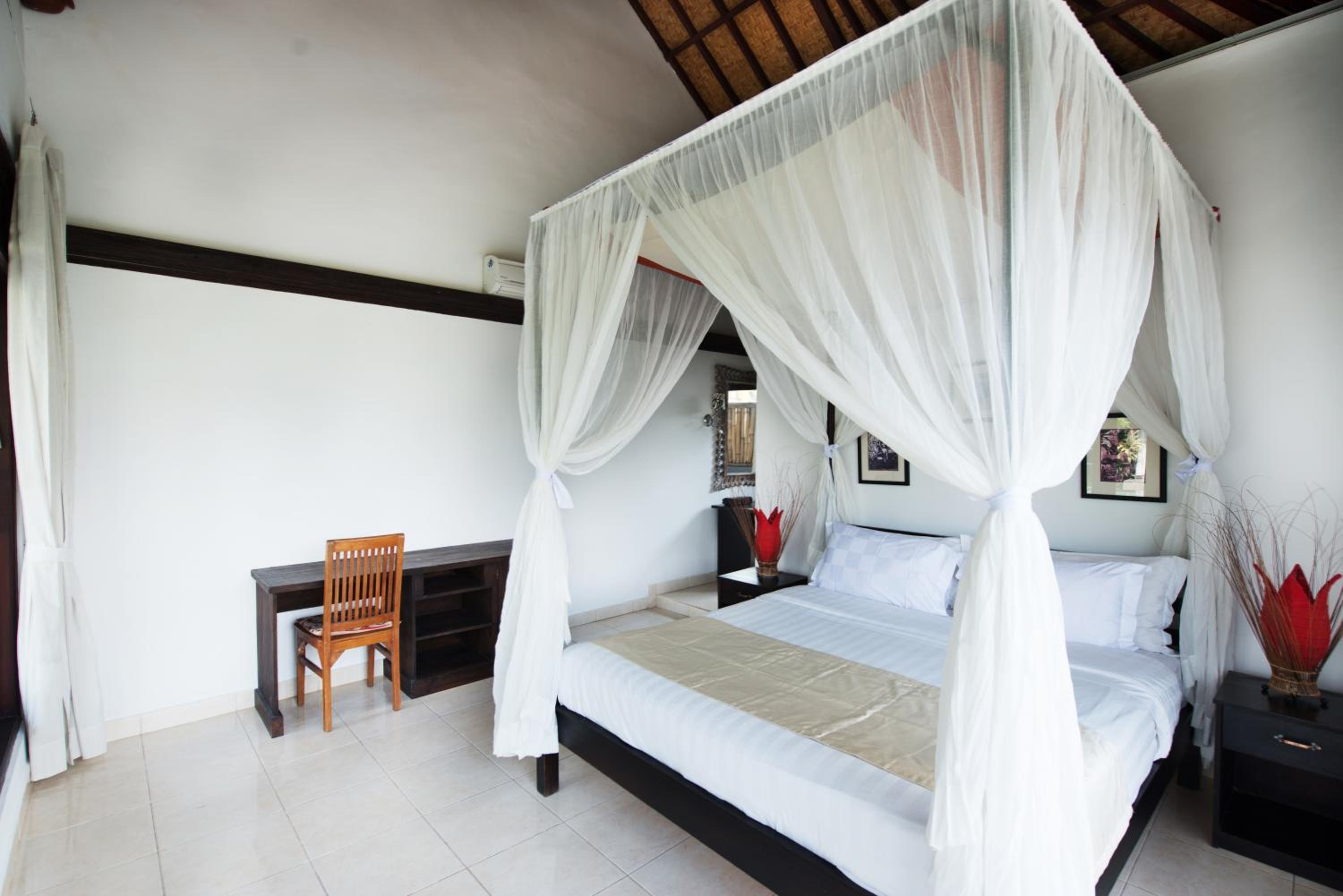 Two-Bedroom Villa - Photo 1