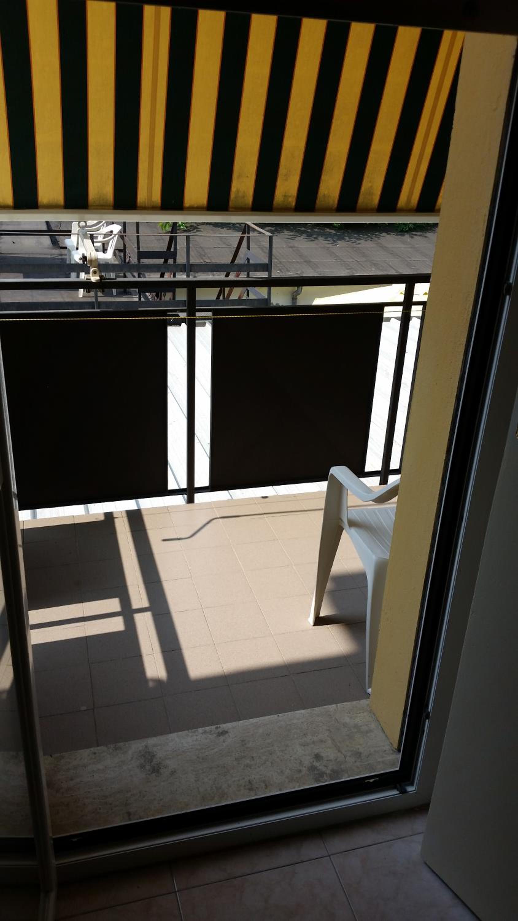 Double or Twin Room with Bathroom - Photo 13
