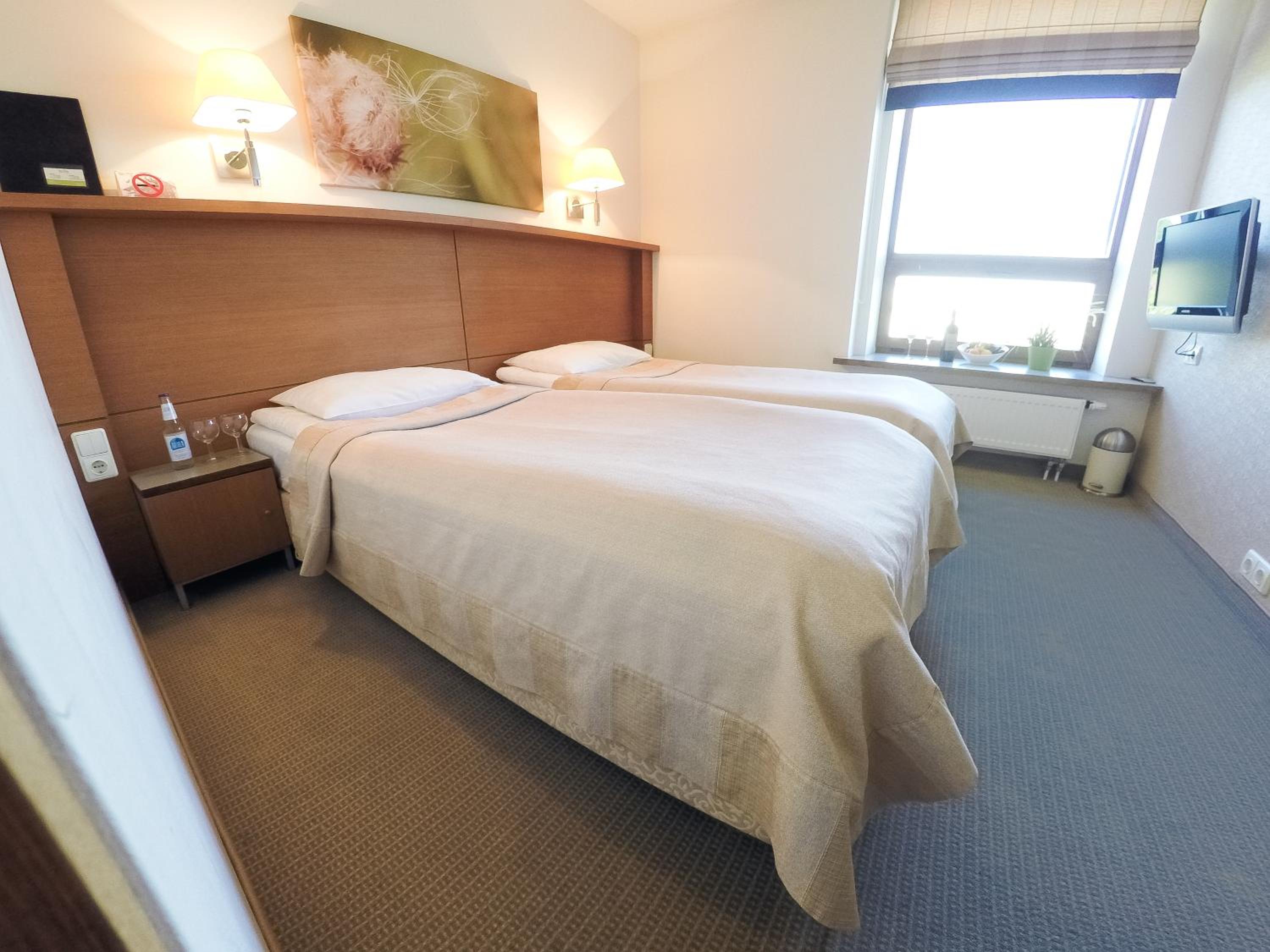 Double or Twin Room photo 3