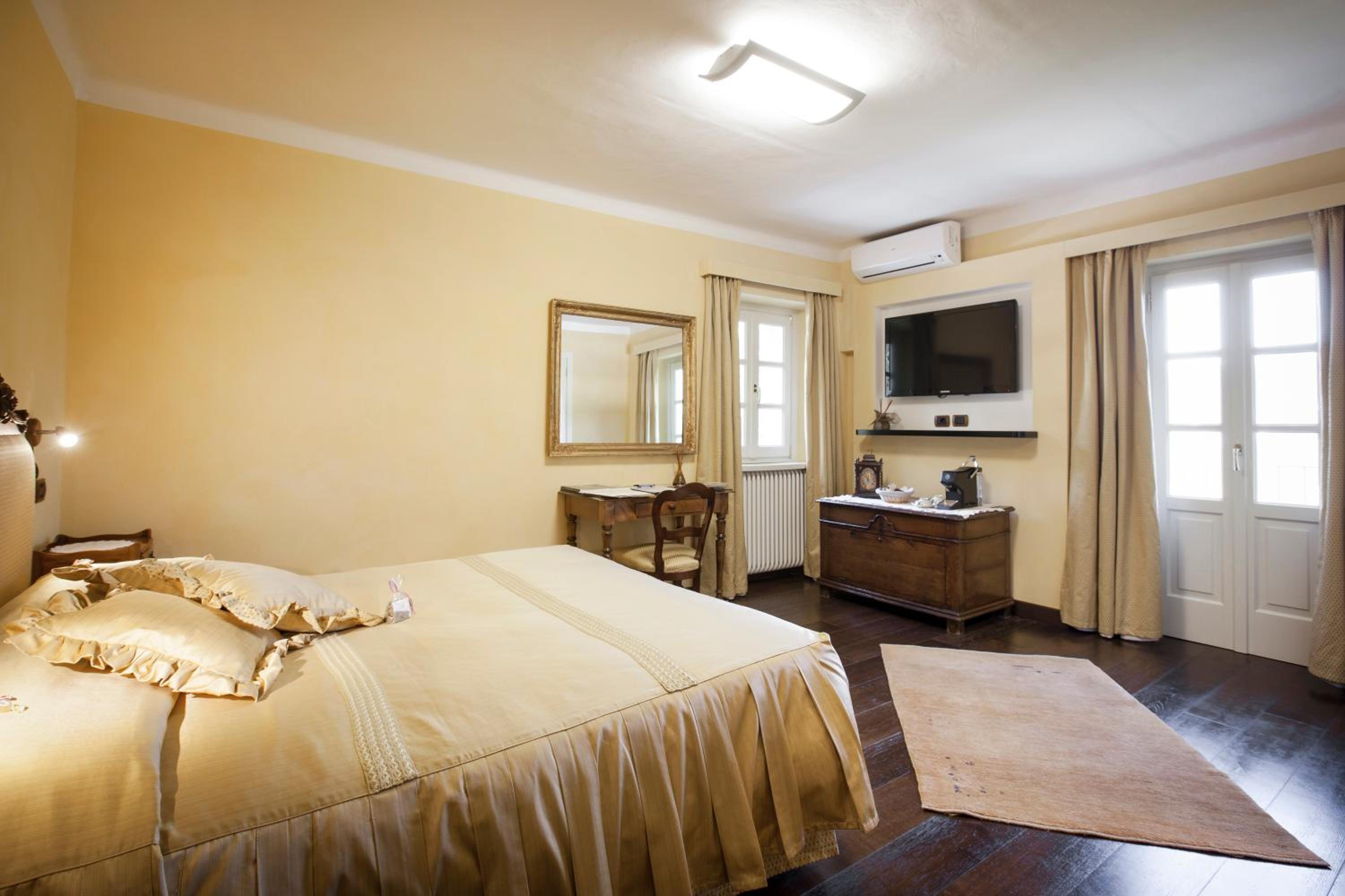 Double Room - Photo 4
