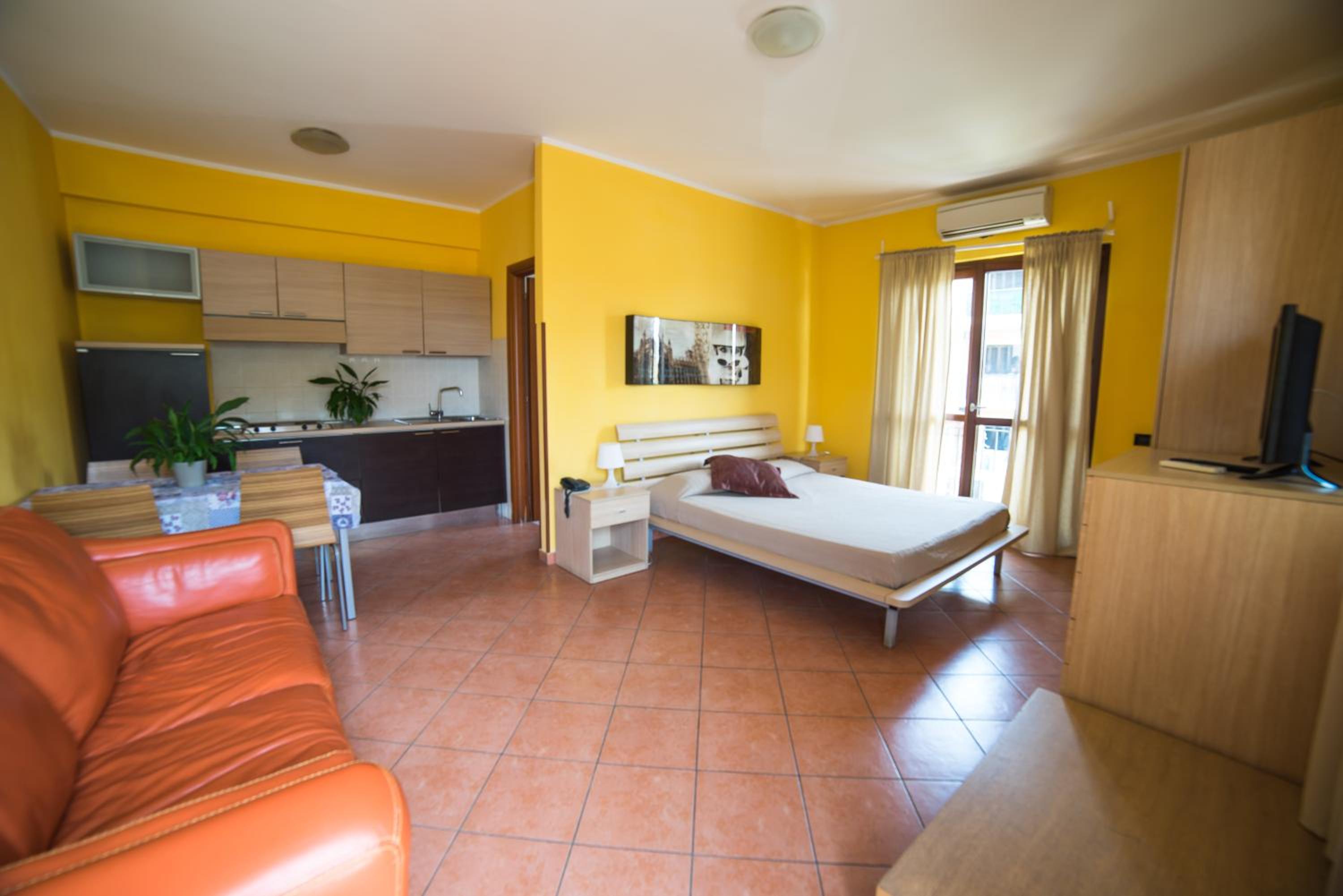 Double Room - Photo 4