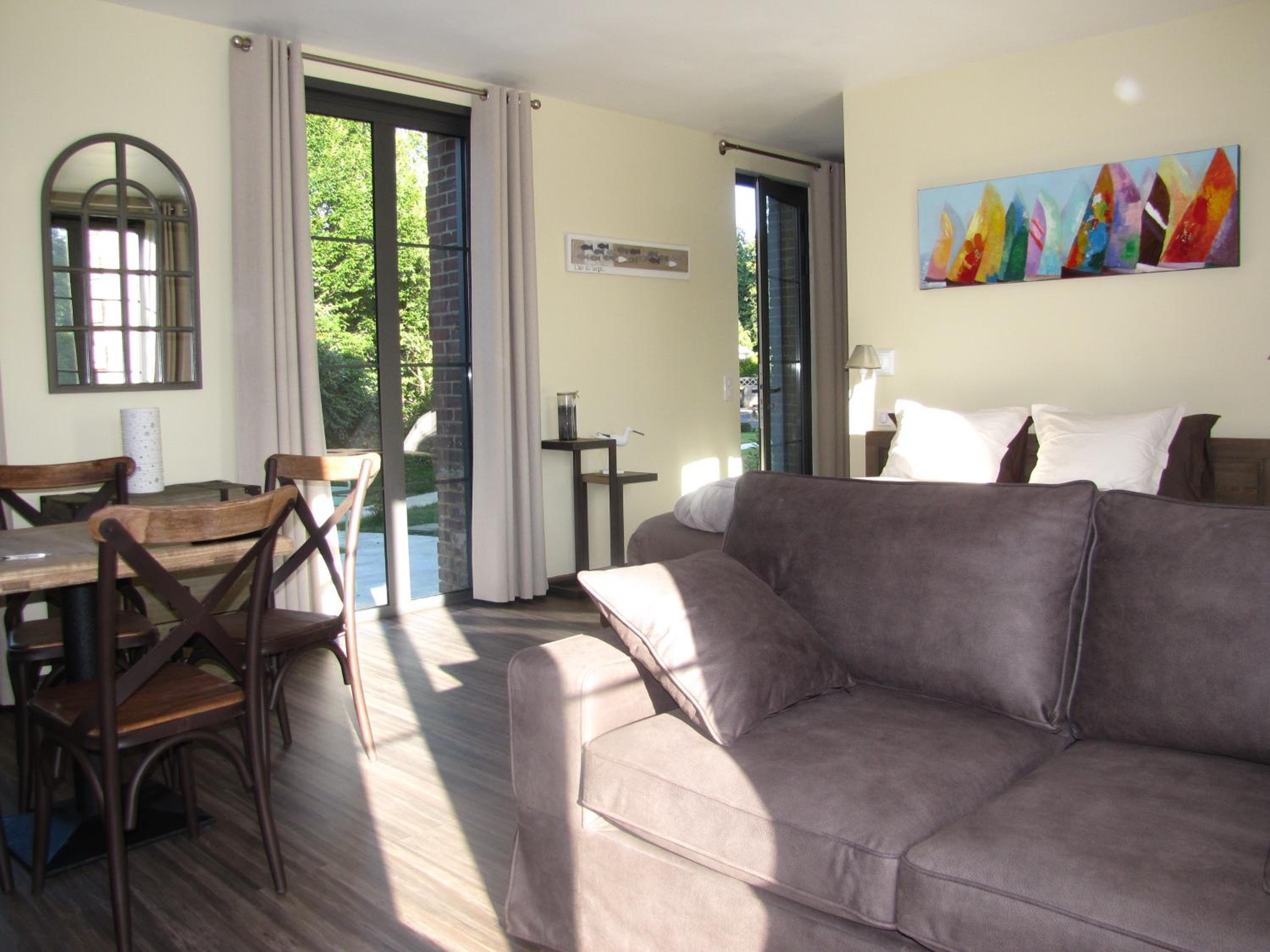 One-Bedroom House photo 2