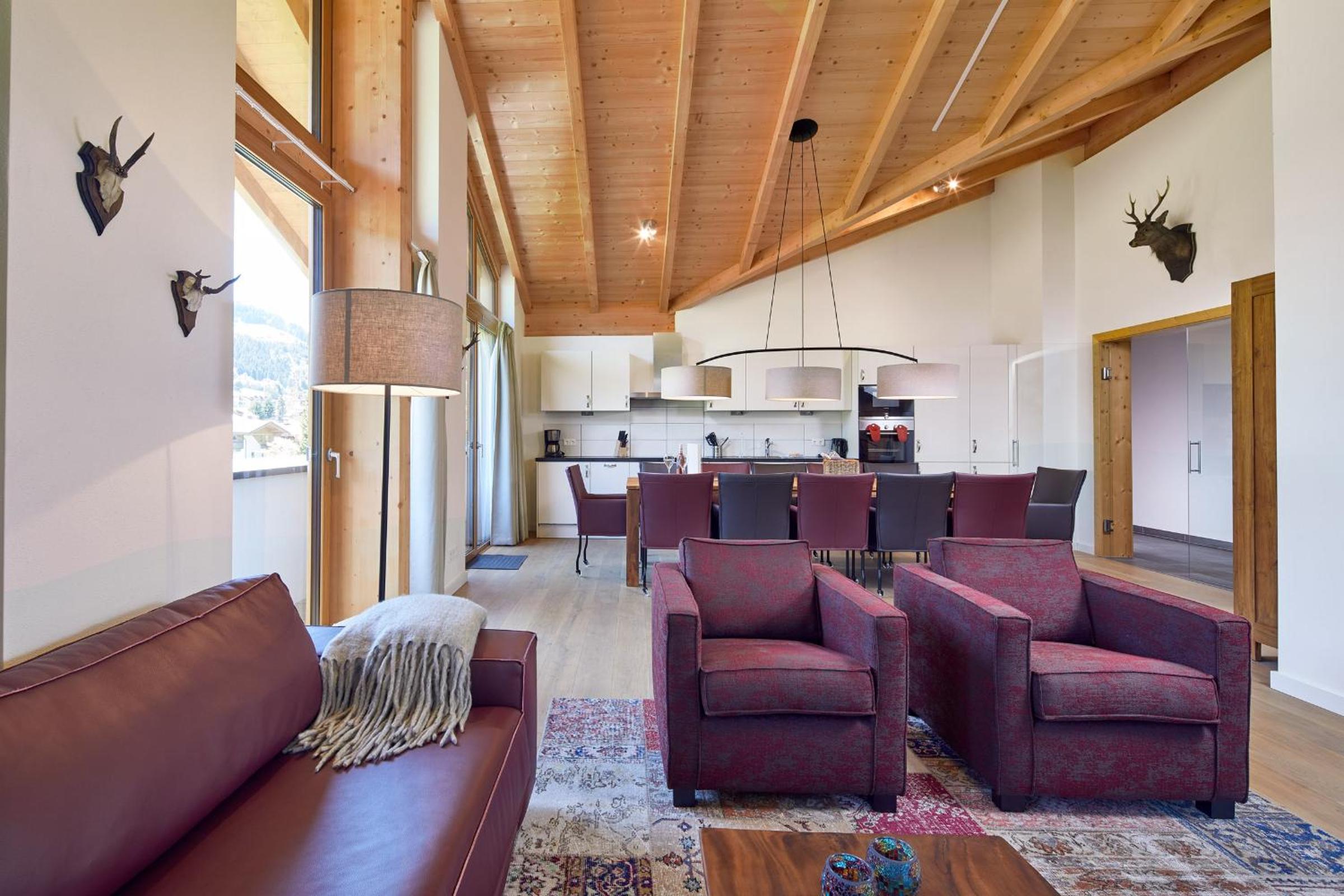 Penthouse Apartment (12 Adults)