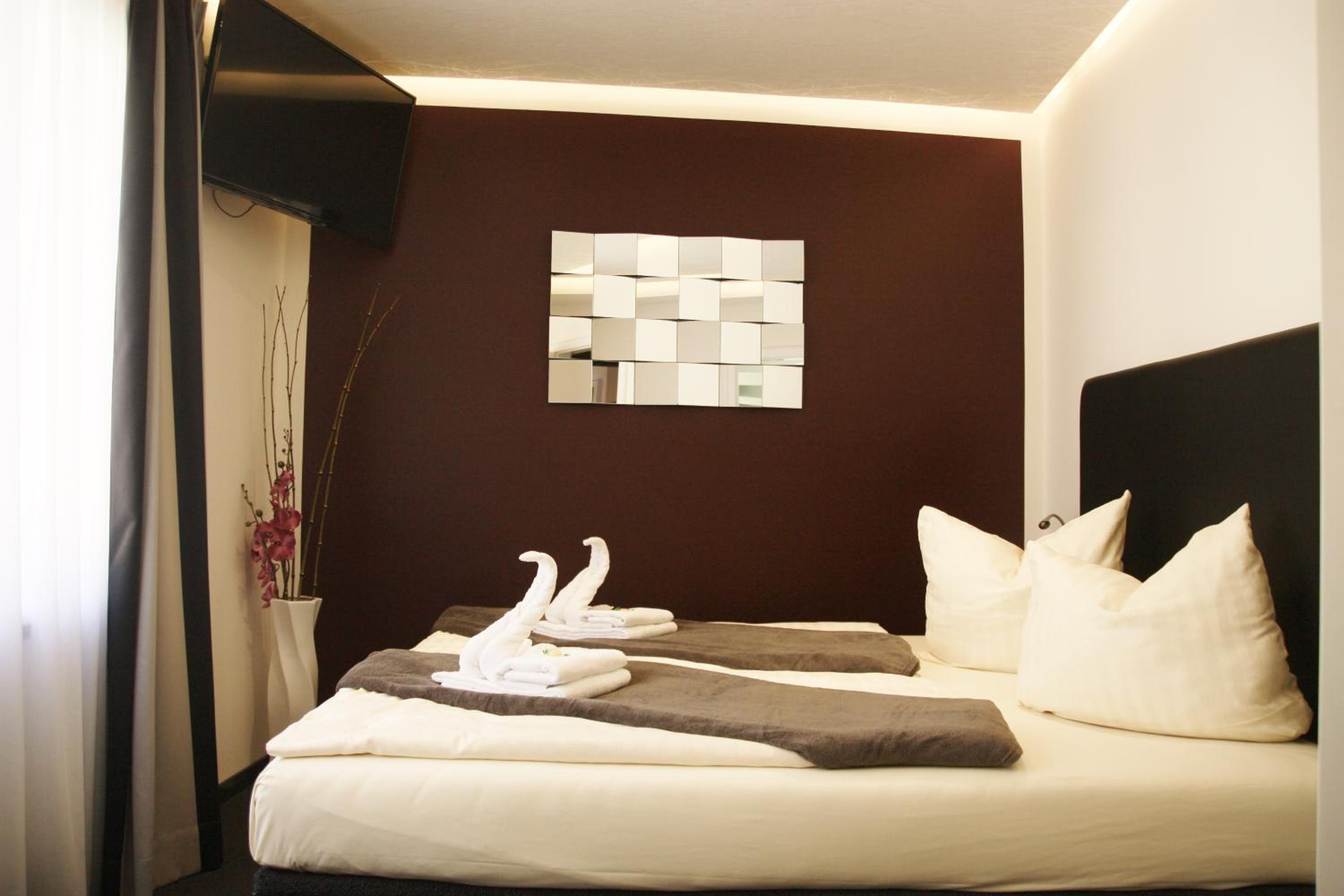 Executive Double Room - Photo 3