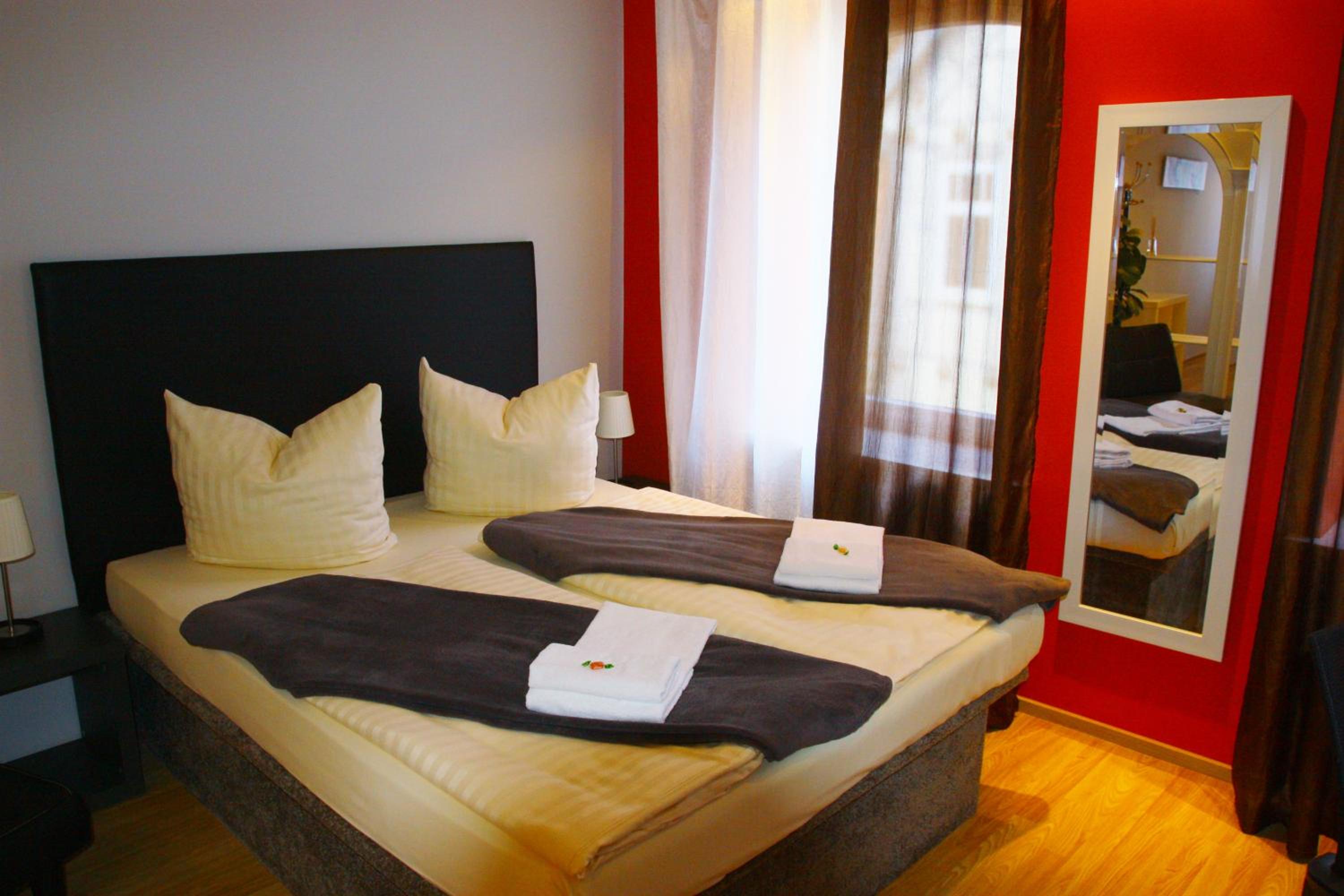 Apartment - Photo 16
