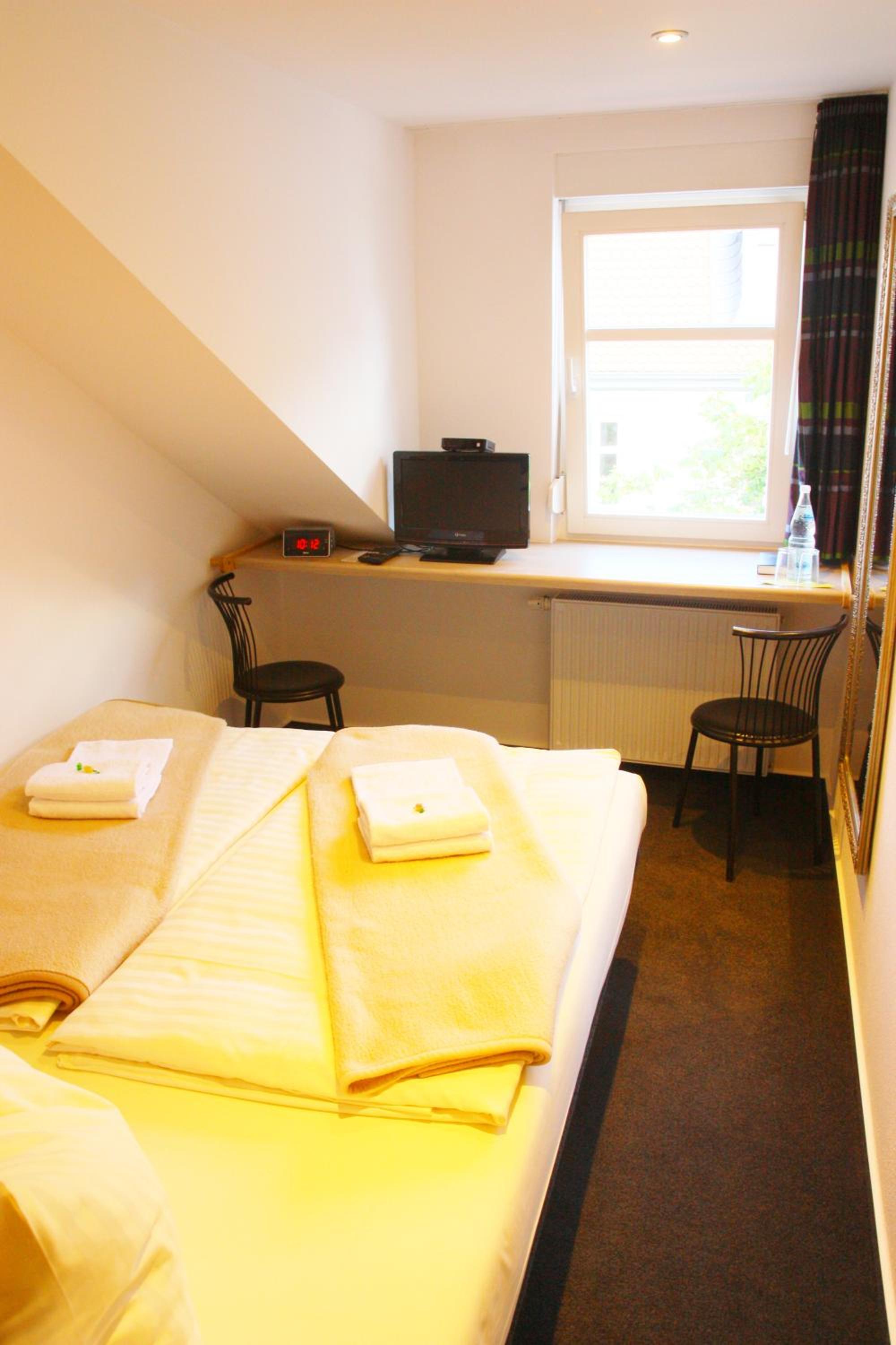 Double Room - Photo 19