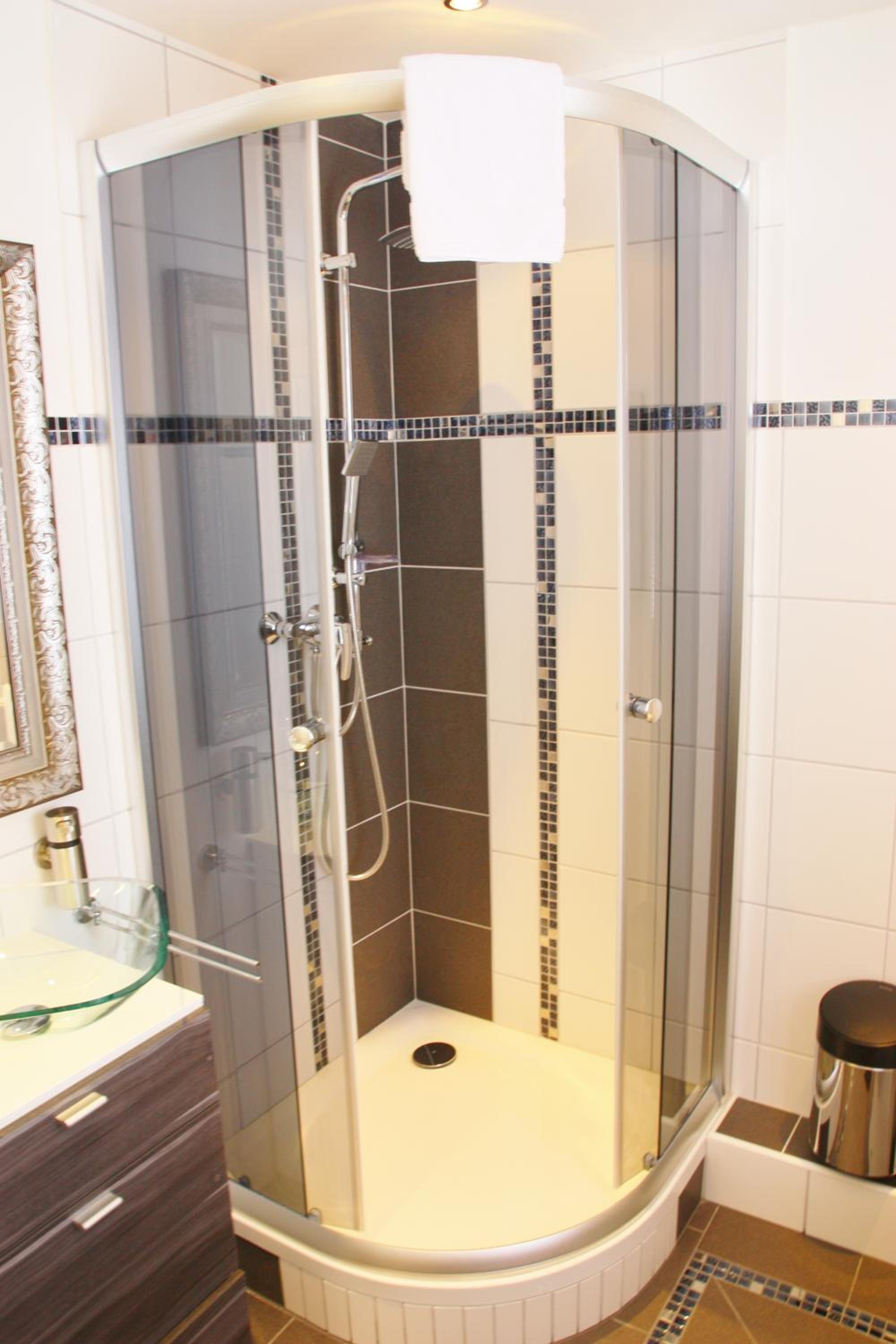 Apartment - Photo 4