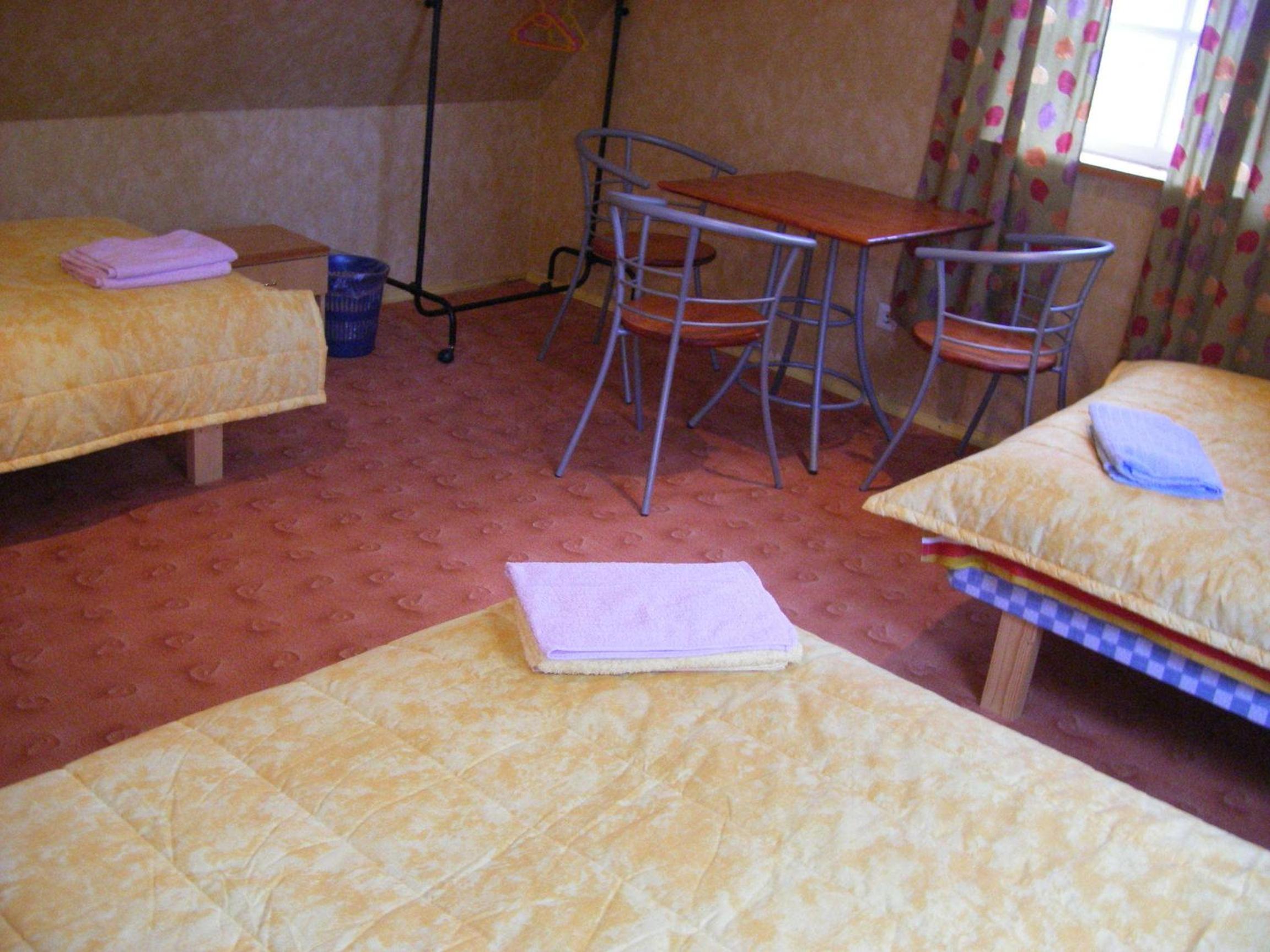 Twin Room with Shared Bathroom photo 1