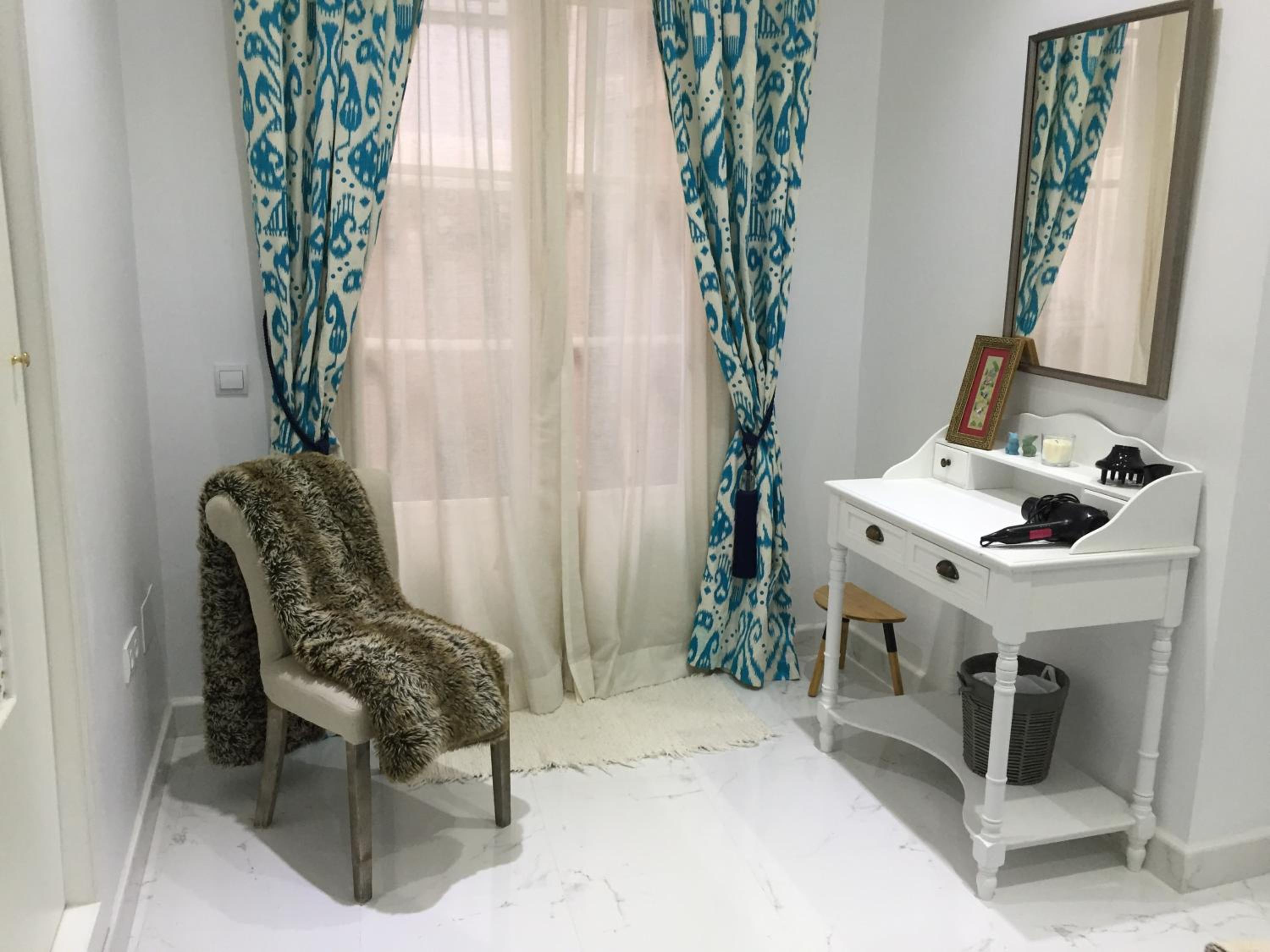 Apartamento con Balcón