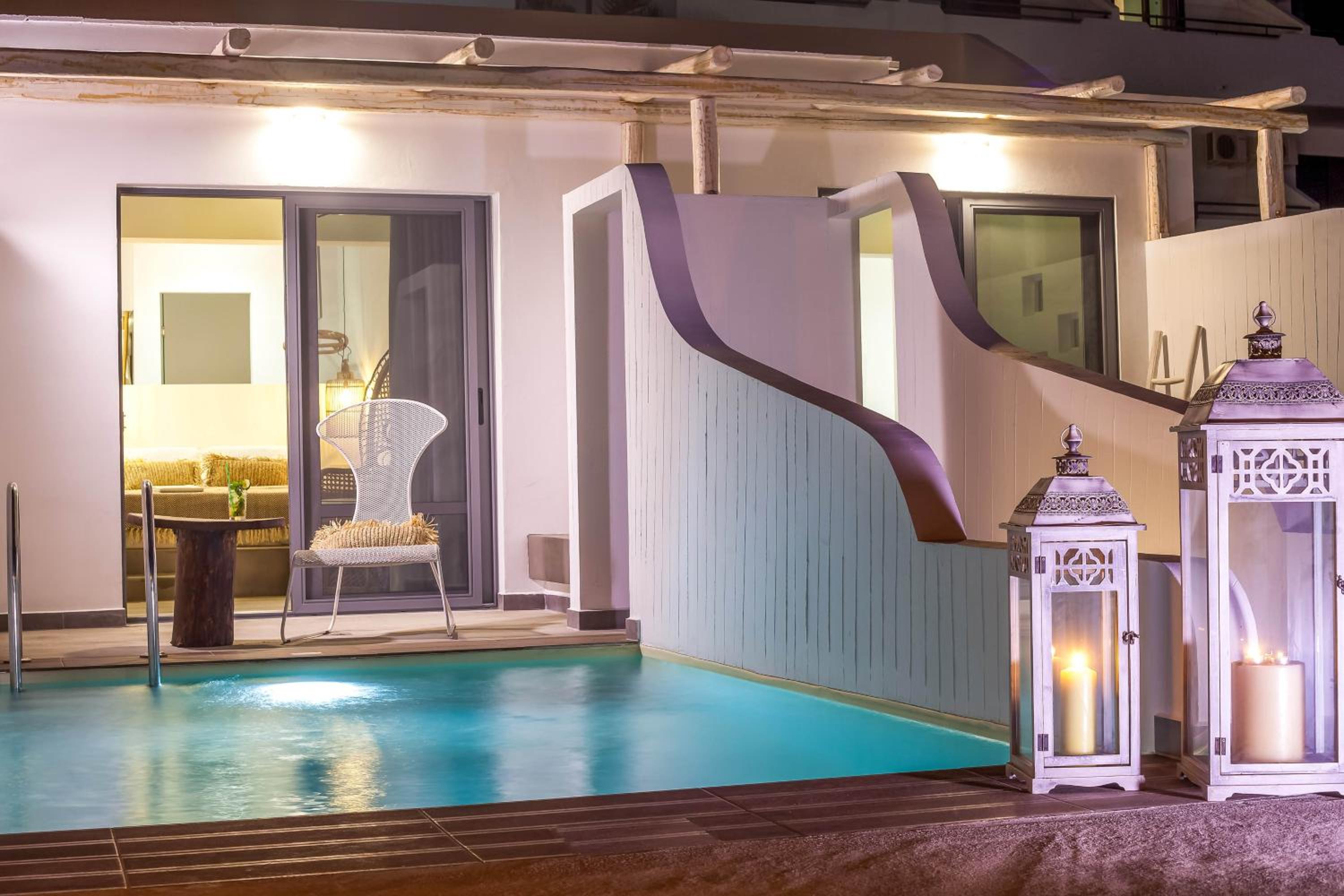 Bungalow with Private Pool photo 3