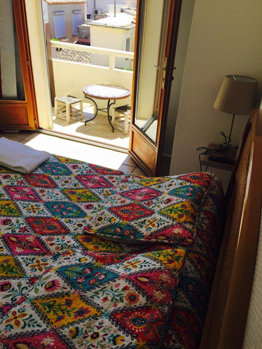 Non Air-Conditioned Double Room  photo 3