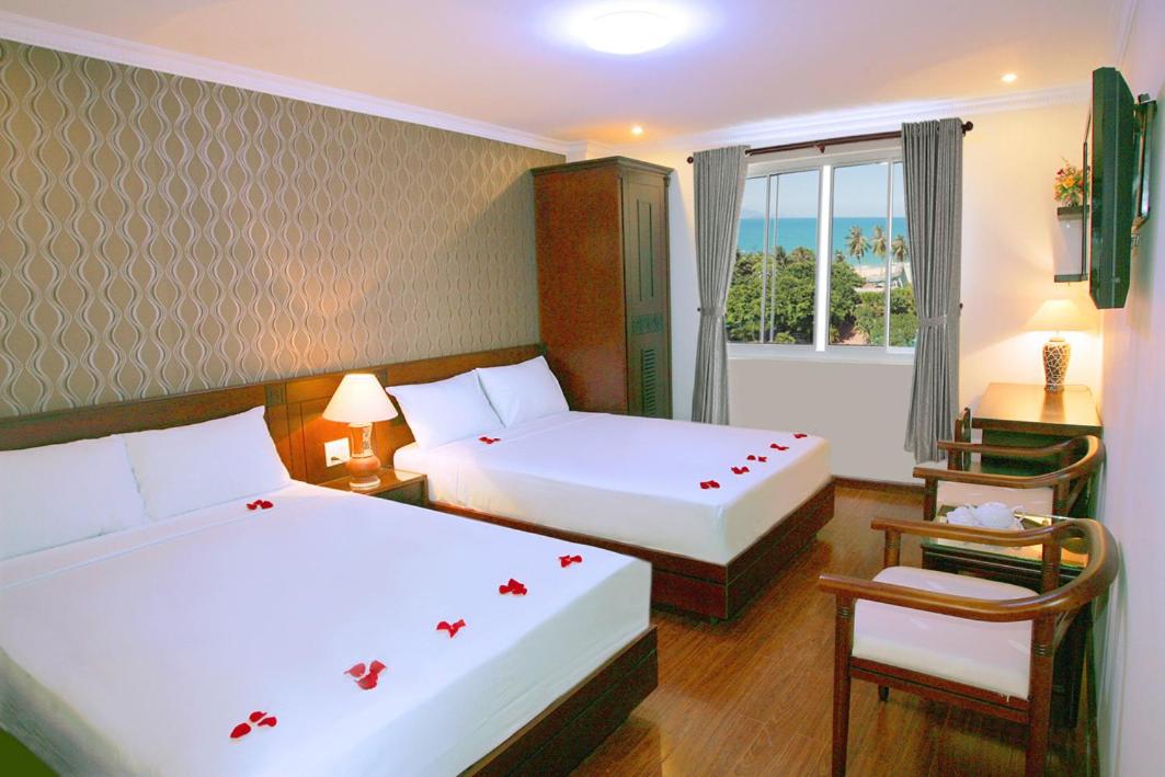 Standard Twin Room - Photo 1