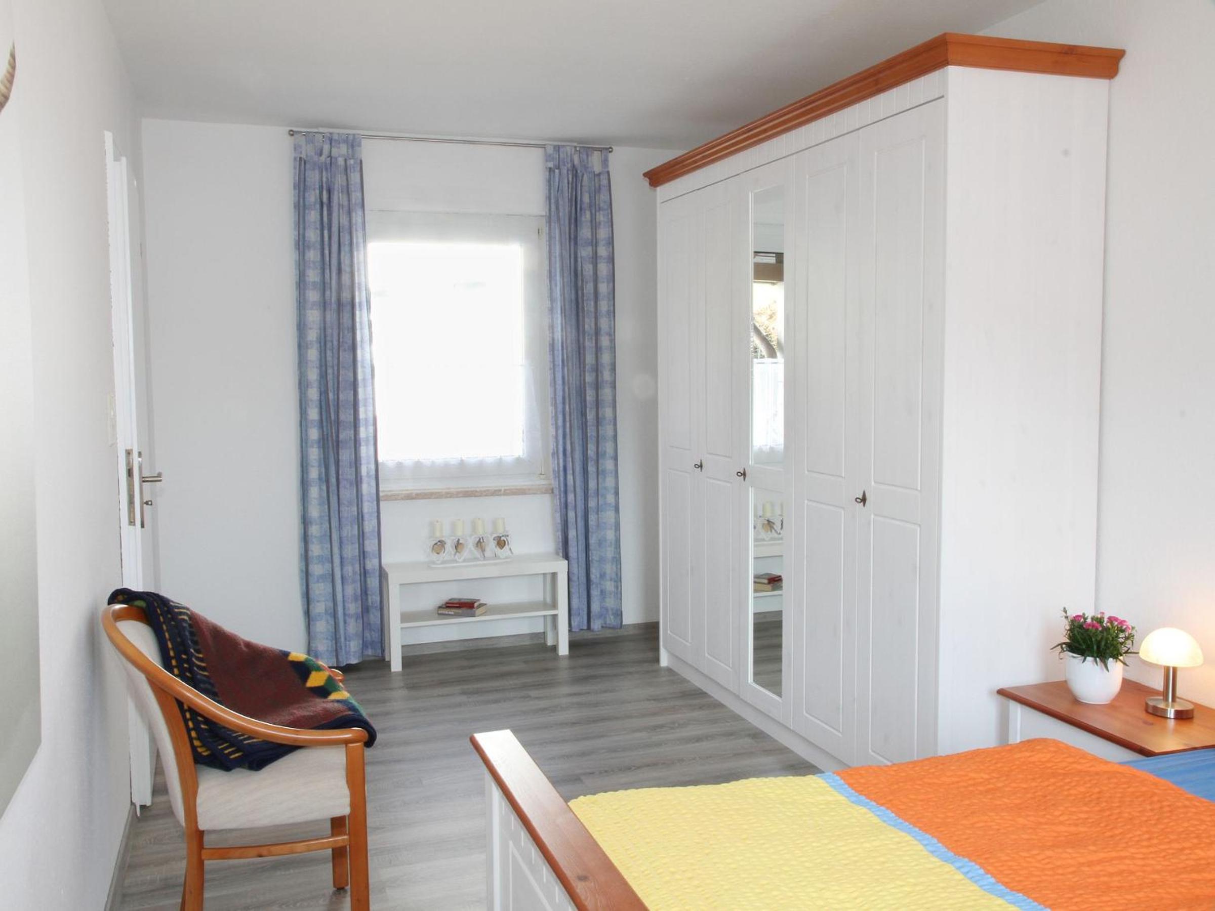 Two-Bedroom House photo 3