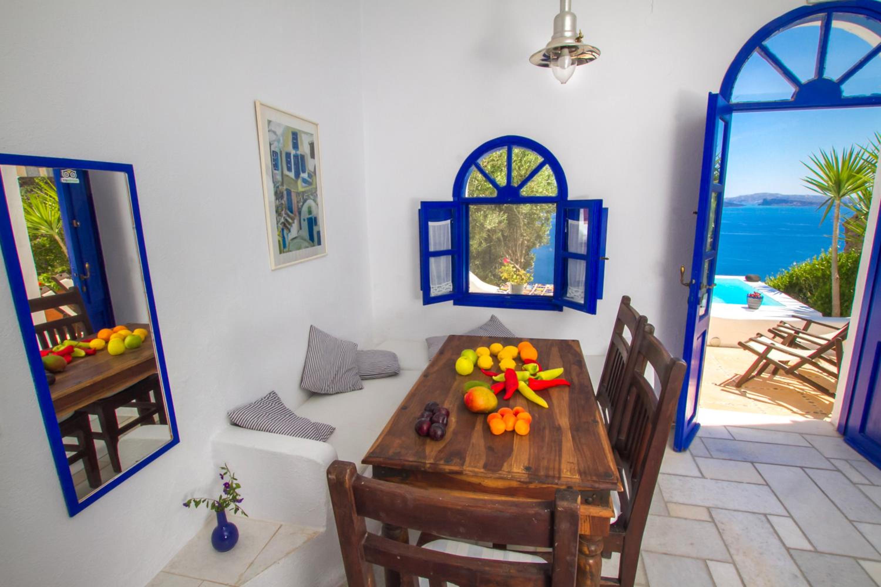 Senior Three Bedroom Villa with Outdoor Plunge Pool & Sea View - Photo 20