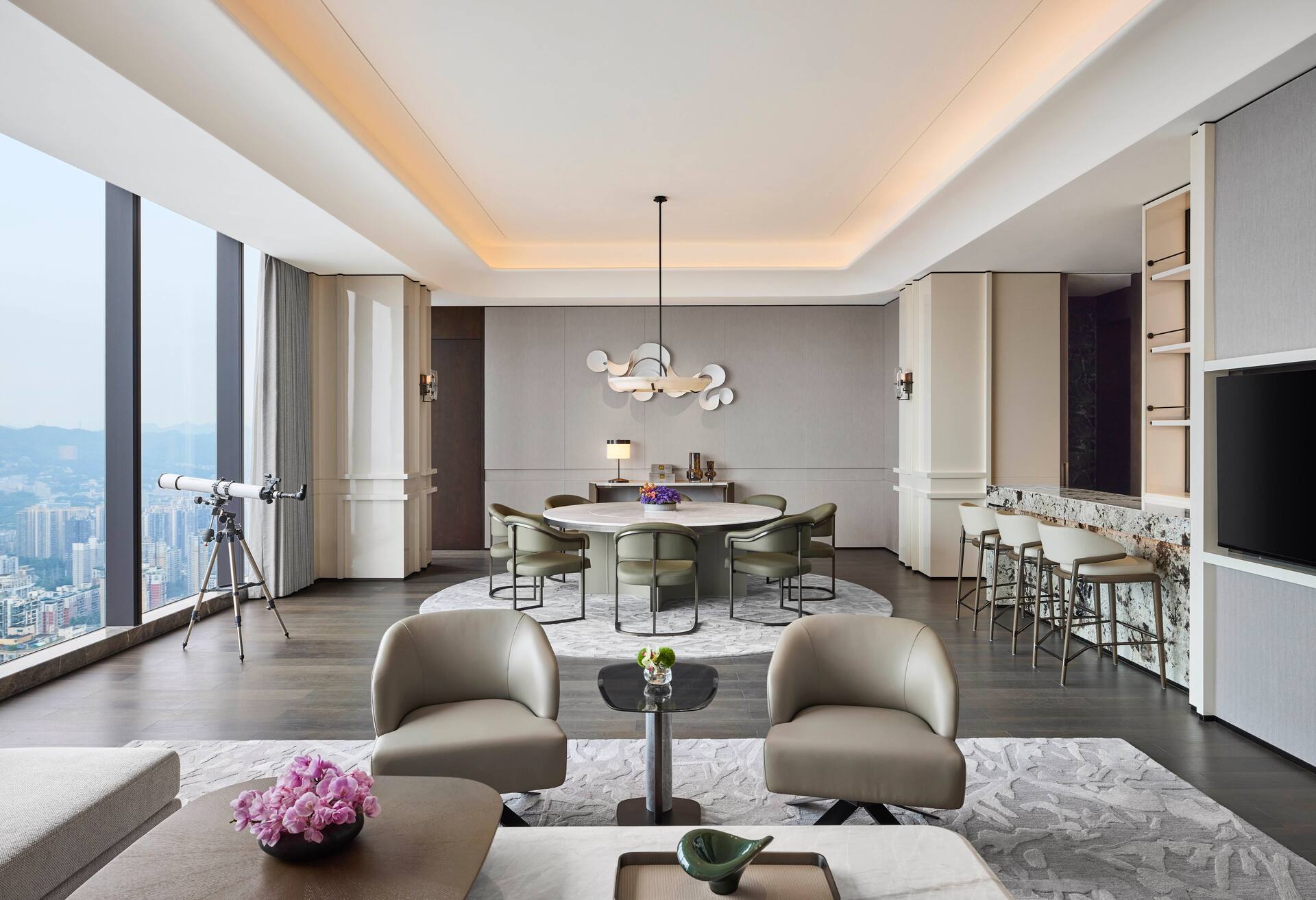 King Presidential Suite thumbnail 6