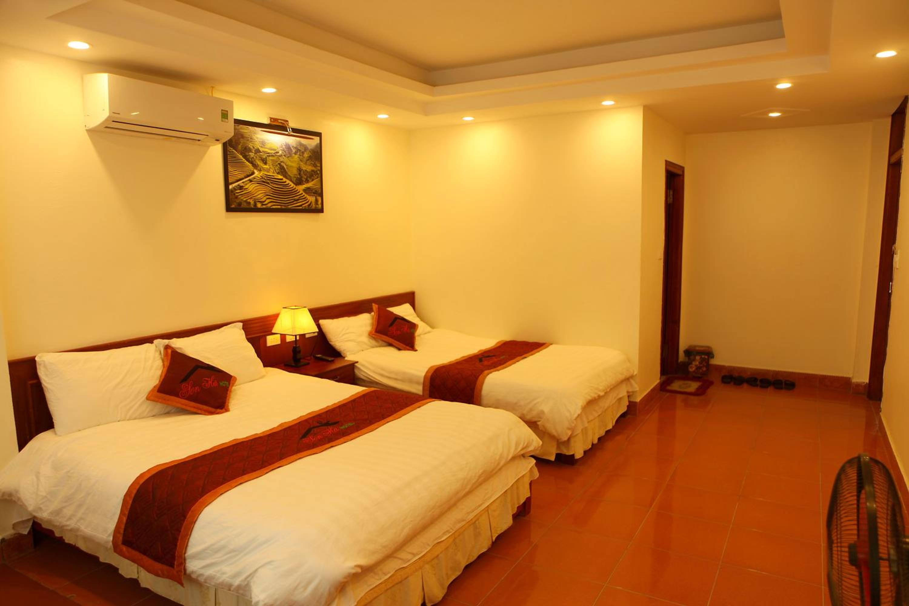 Standard Double or Twin Room photo 3