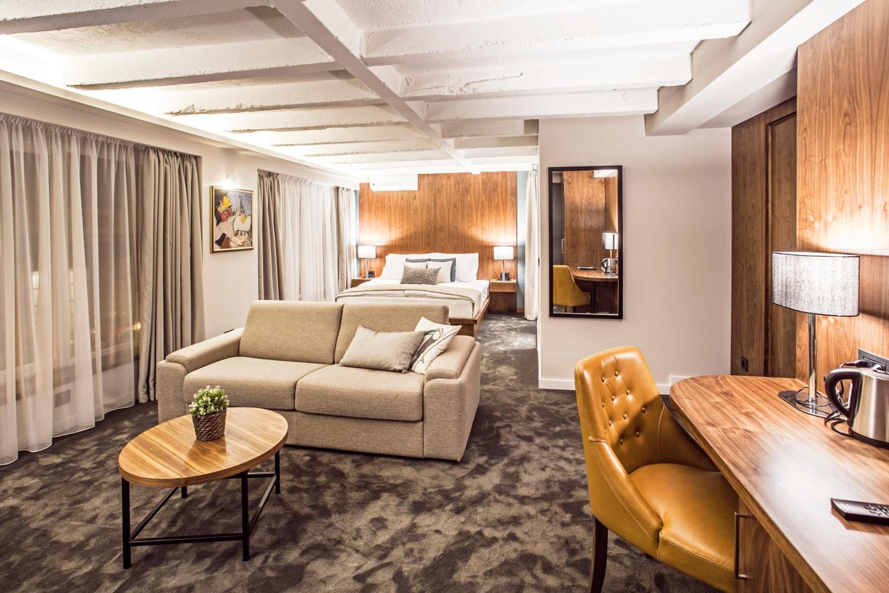 King Suite photo 2