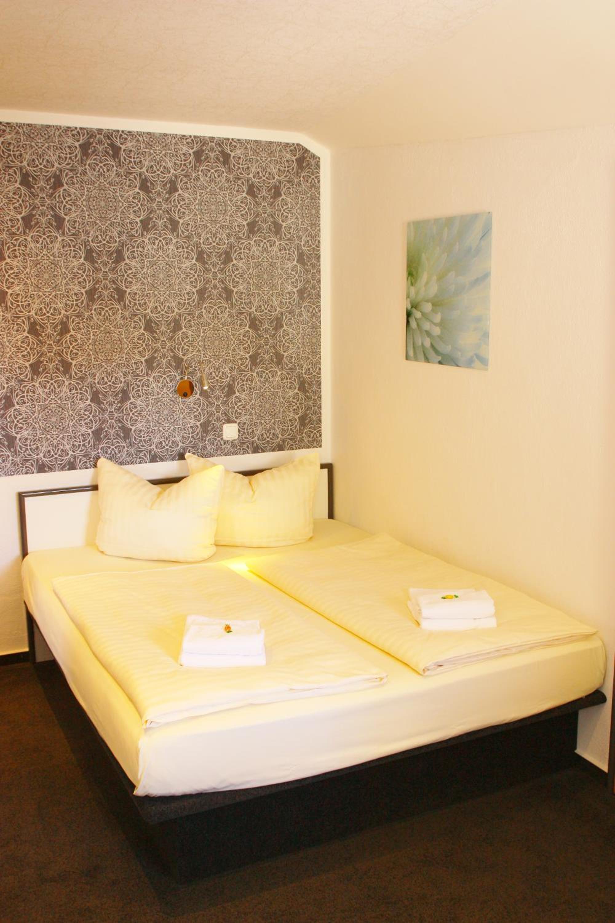 Double Room - Photo 3