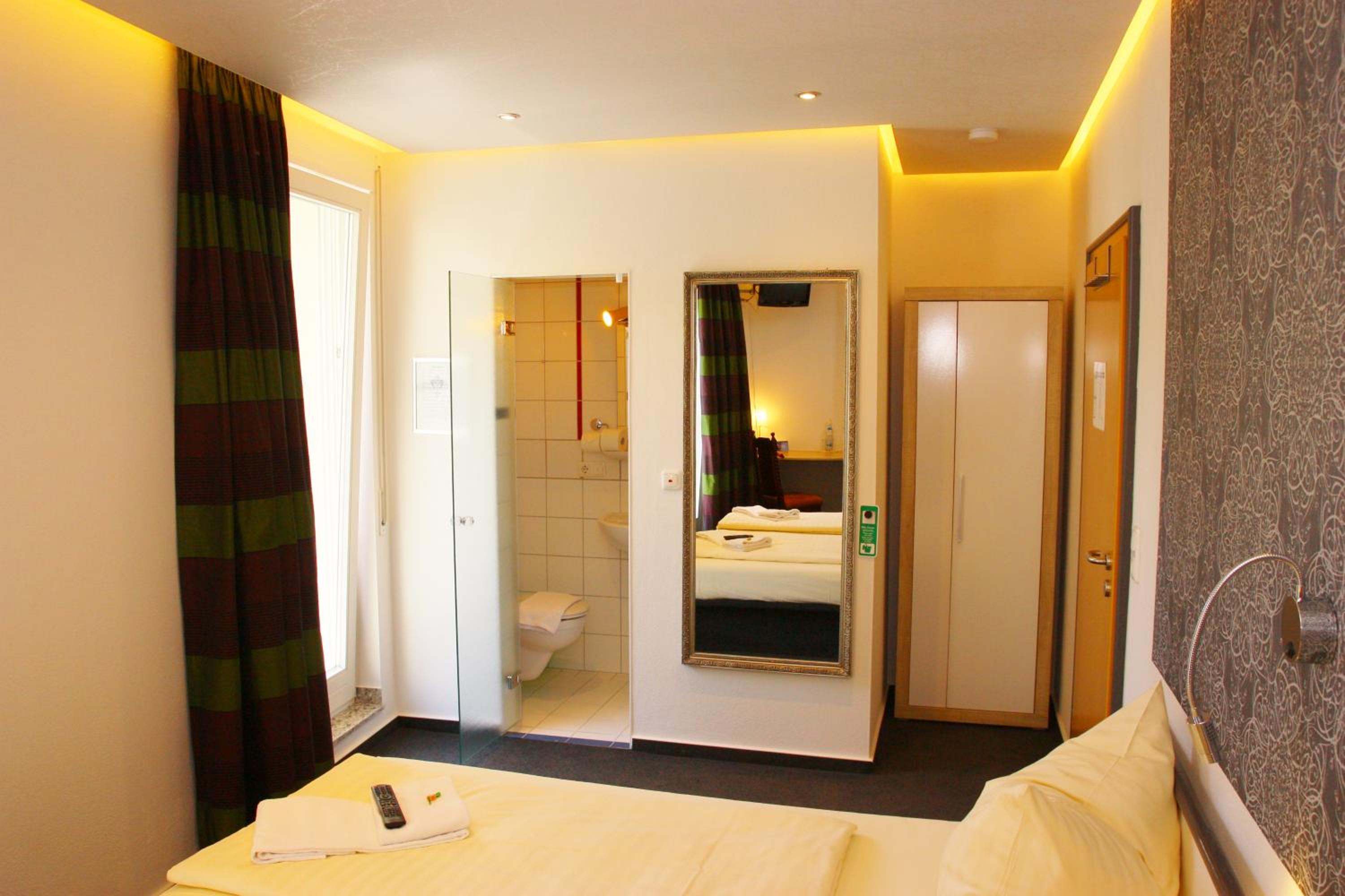 Superior Double Room - Photo 16