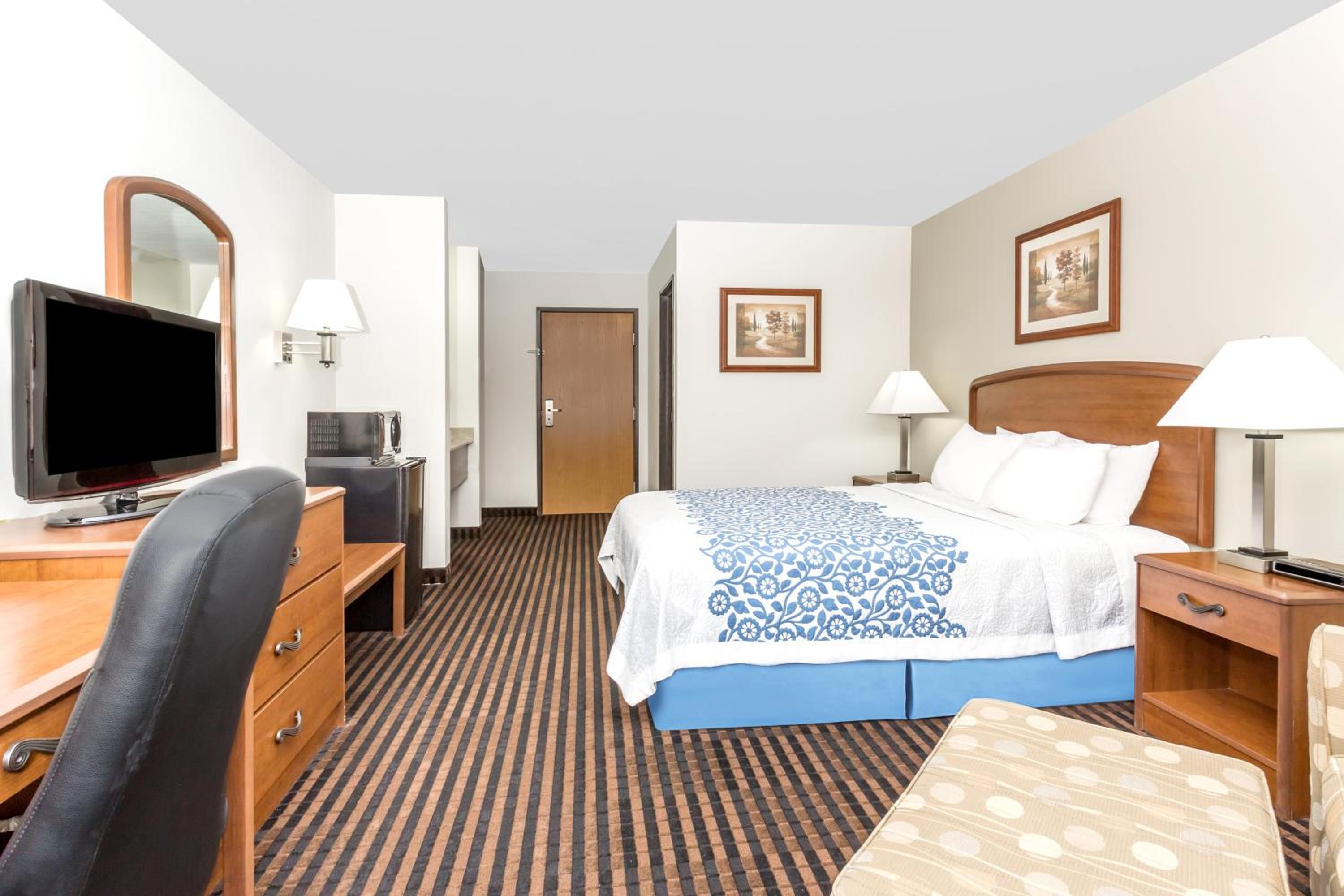 King Room - Disability Access/Non-Smoking photo 1