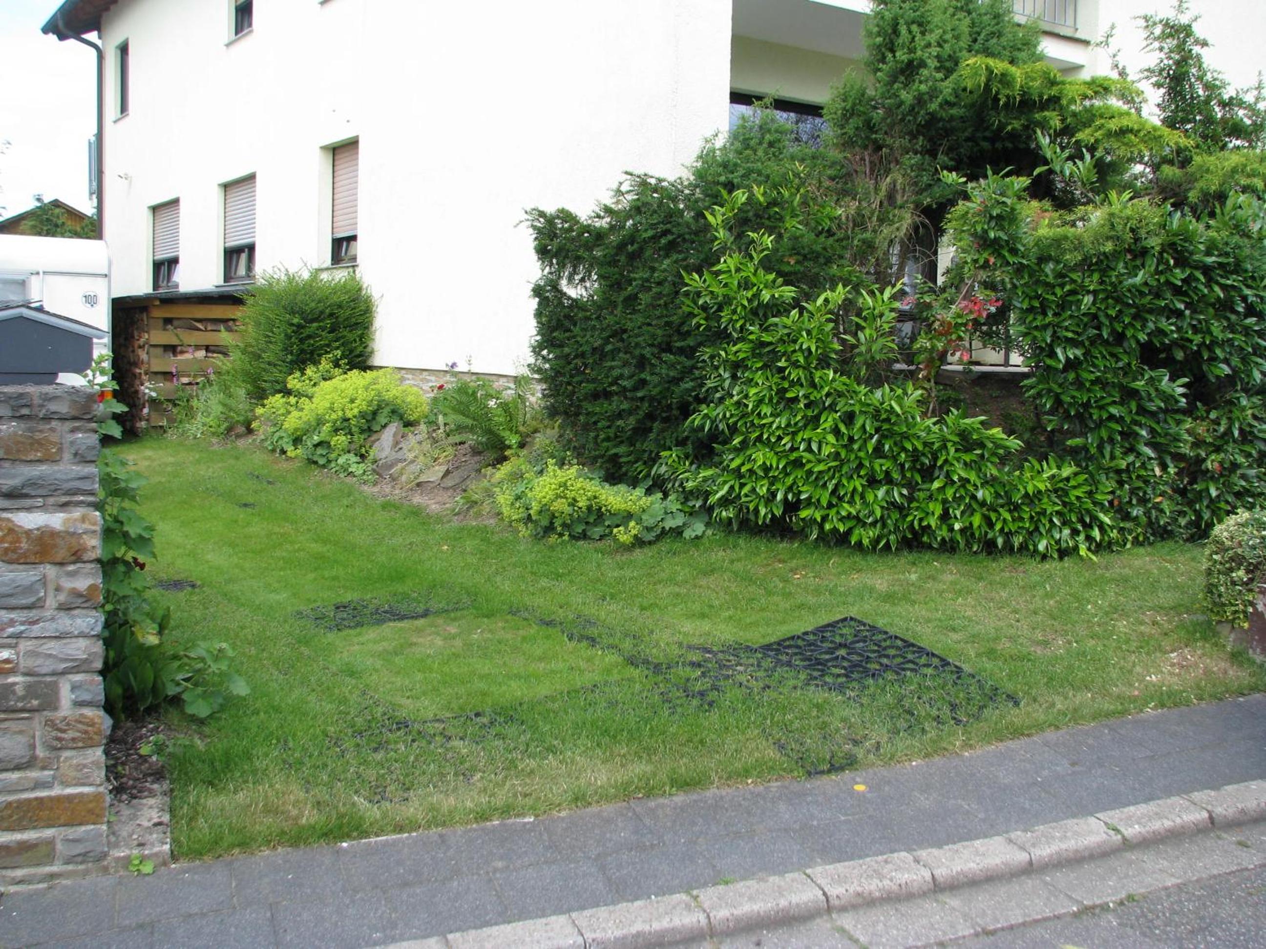 Three-Bedroom Apartment photo 2