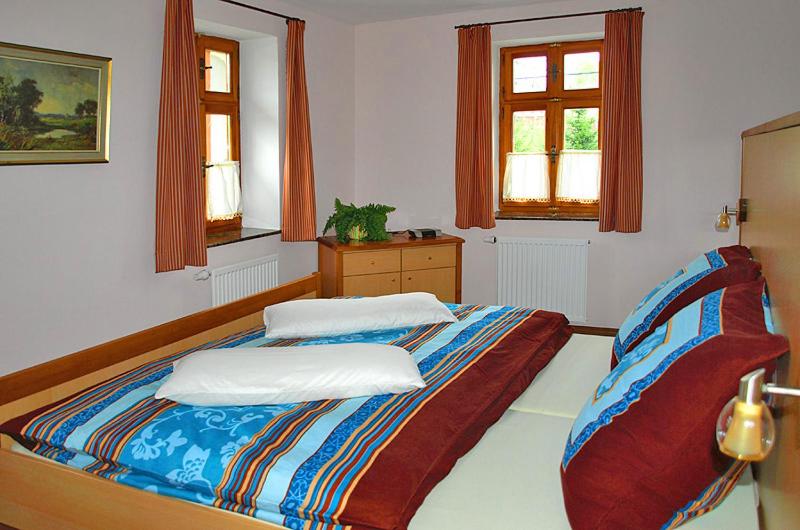 Apartment - Photo 2