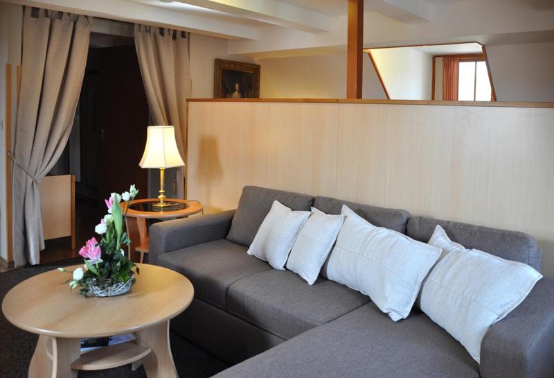 Apartment - Photo 1