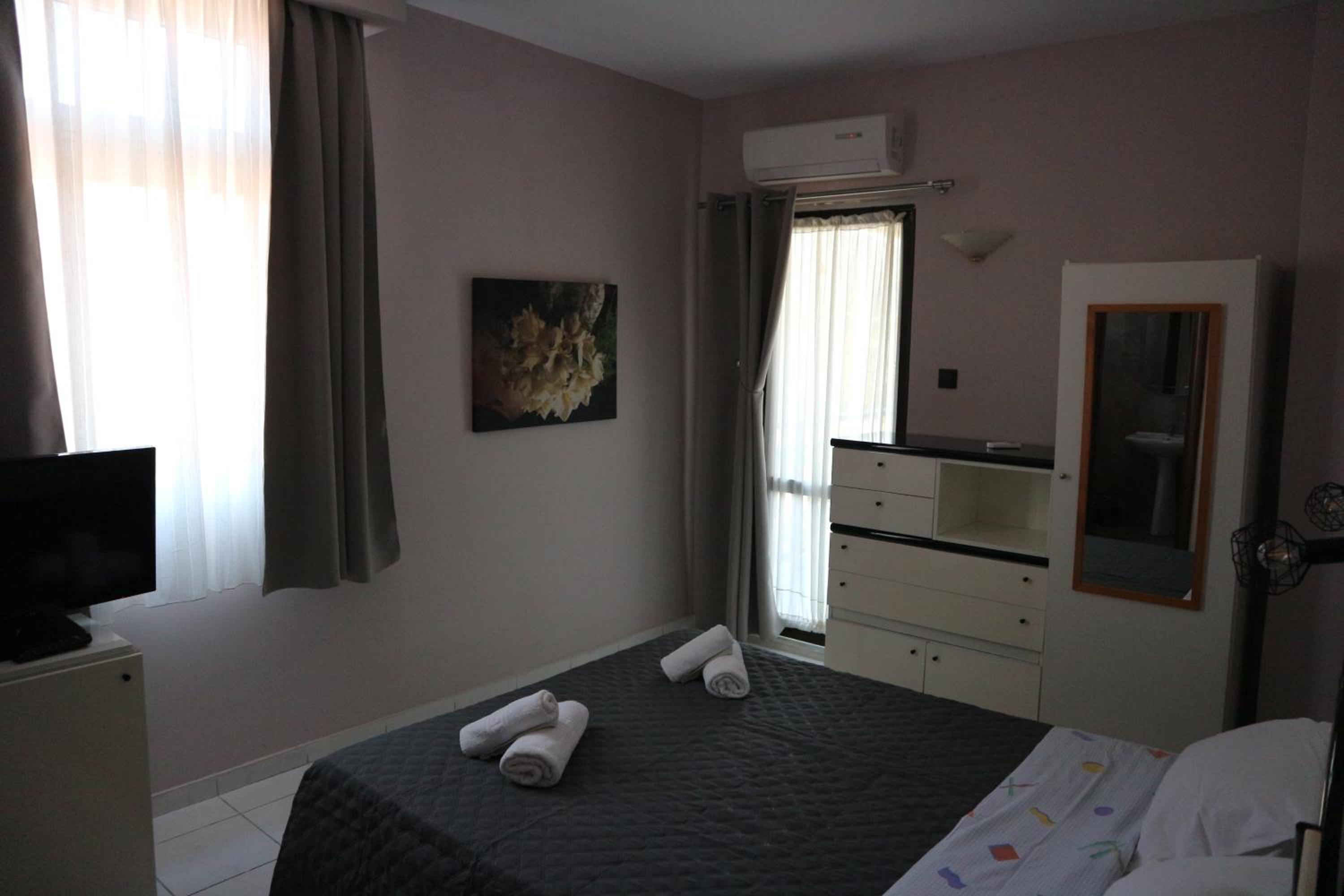 Double Room with Balcony and Mountain View photo 3