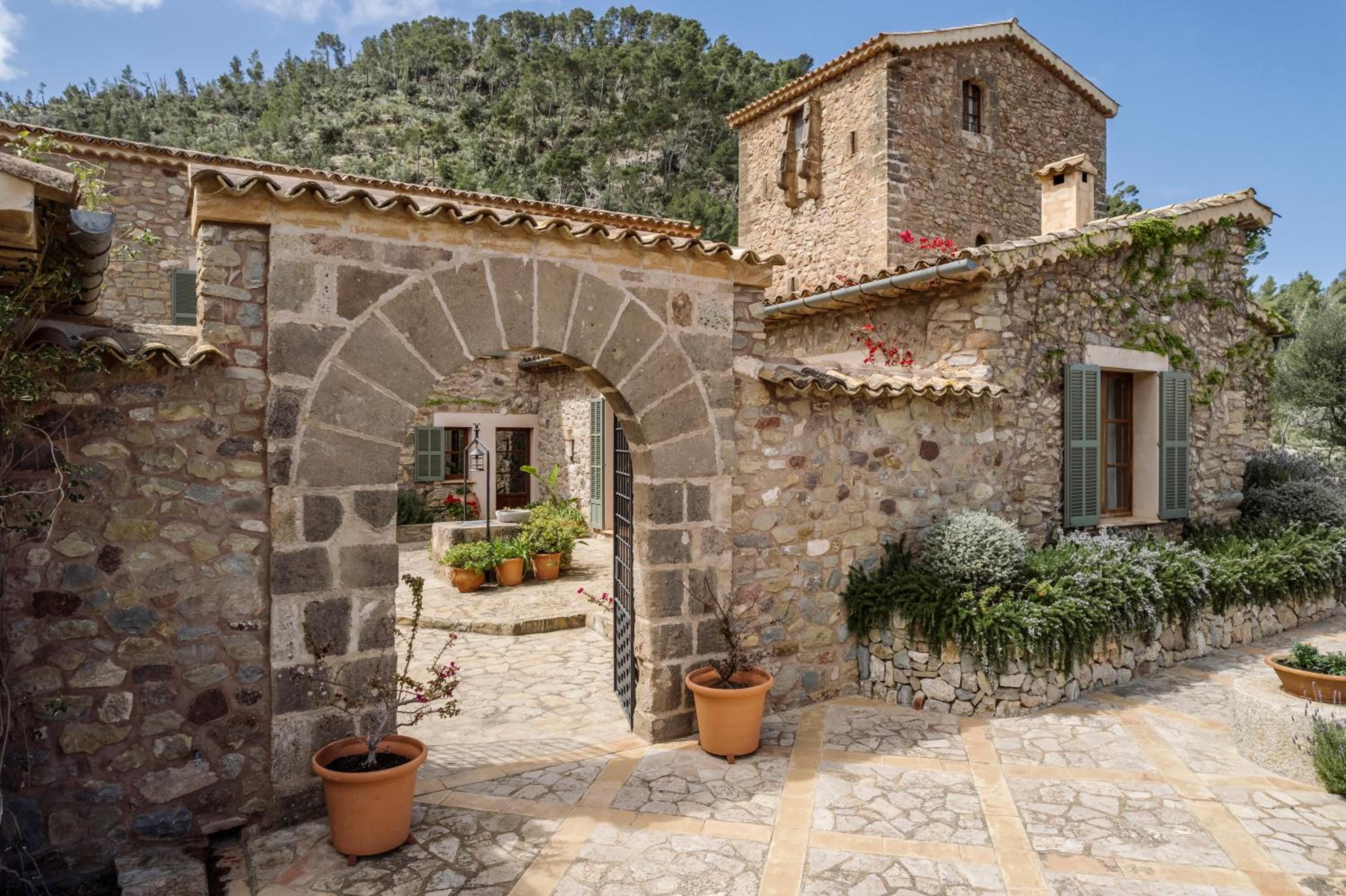 Deluxe Villa