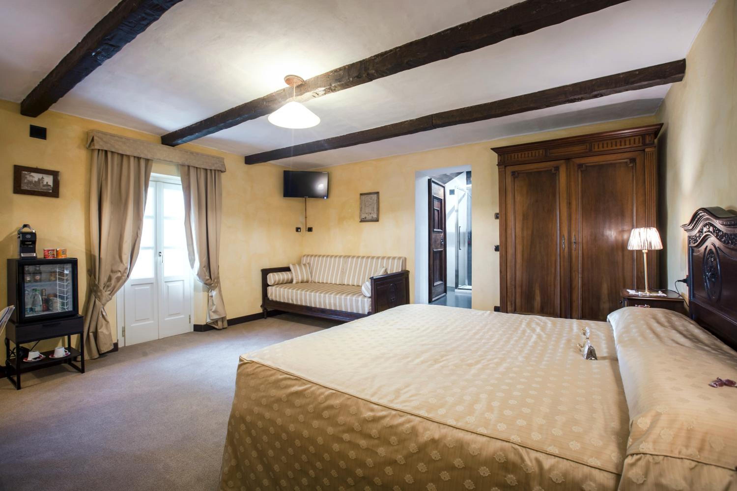 Junior Suite - Top Floor - Photo 5