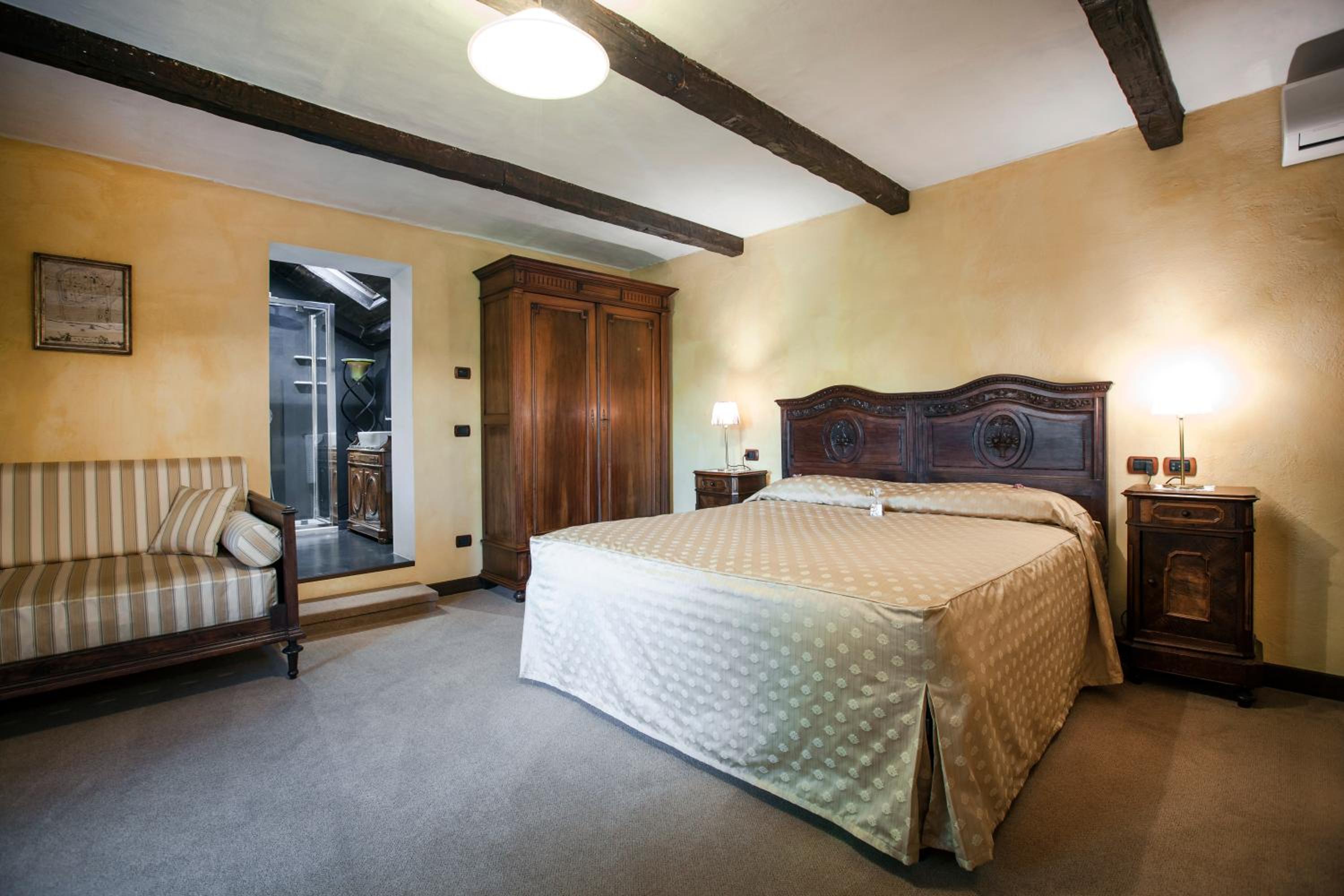 Junior Suite - Top Floor - Photo 4