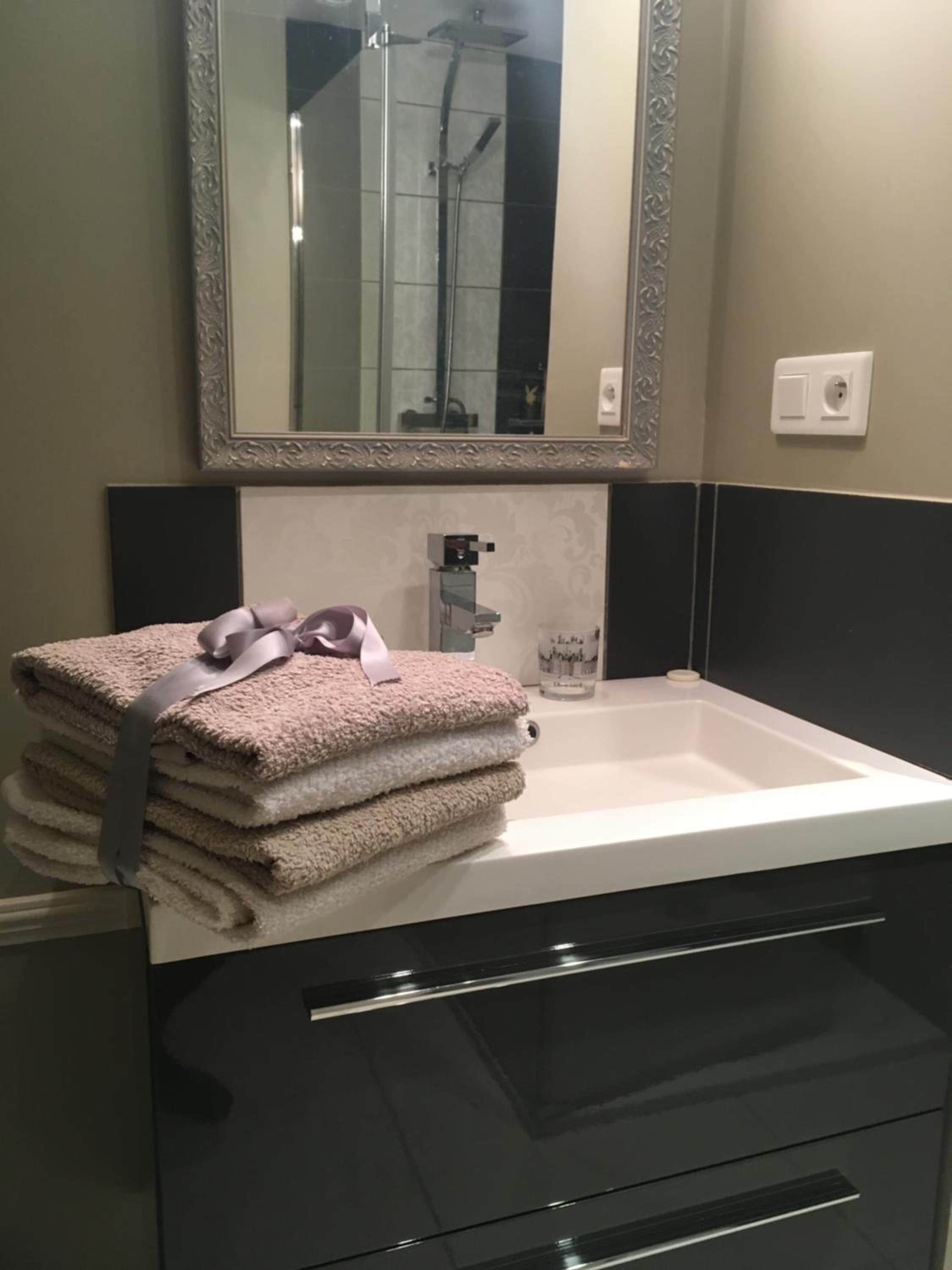 Double Room with Private Bathroom - Photo 5